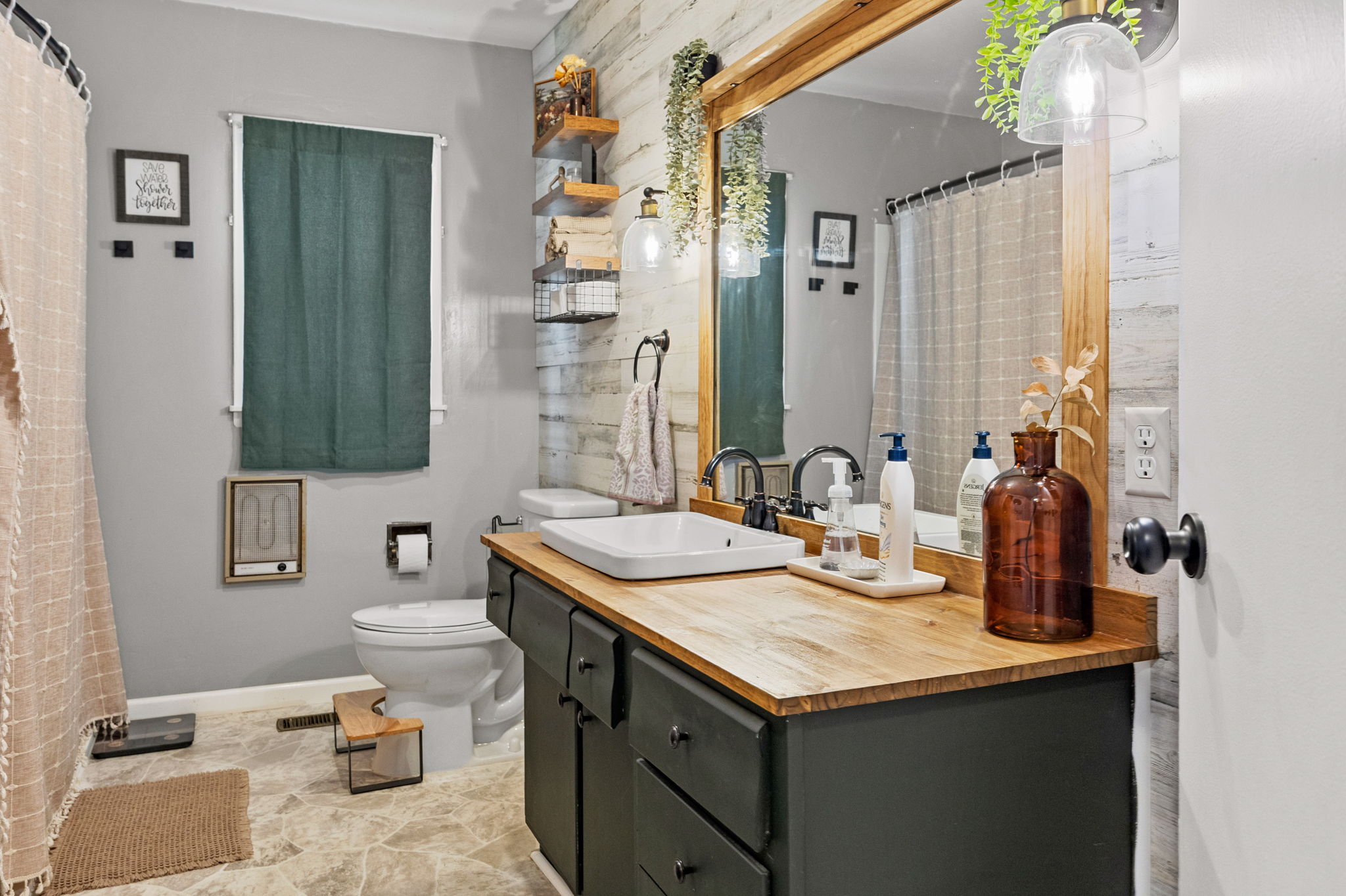  Charming Two Bedroom Home in Friendly Small-Town Community - 物件實景