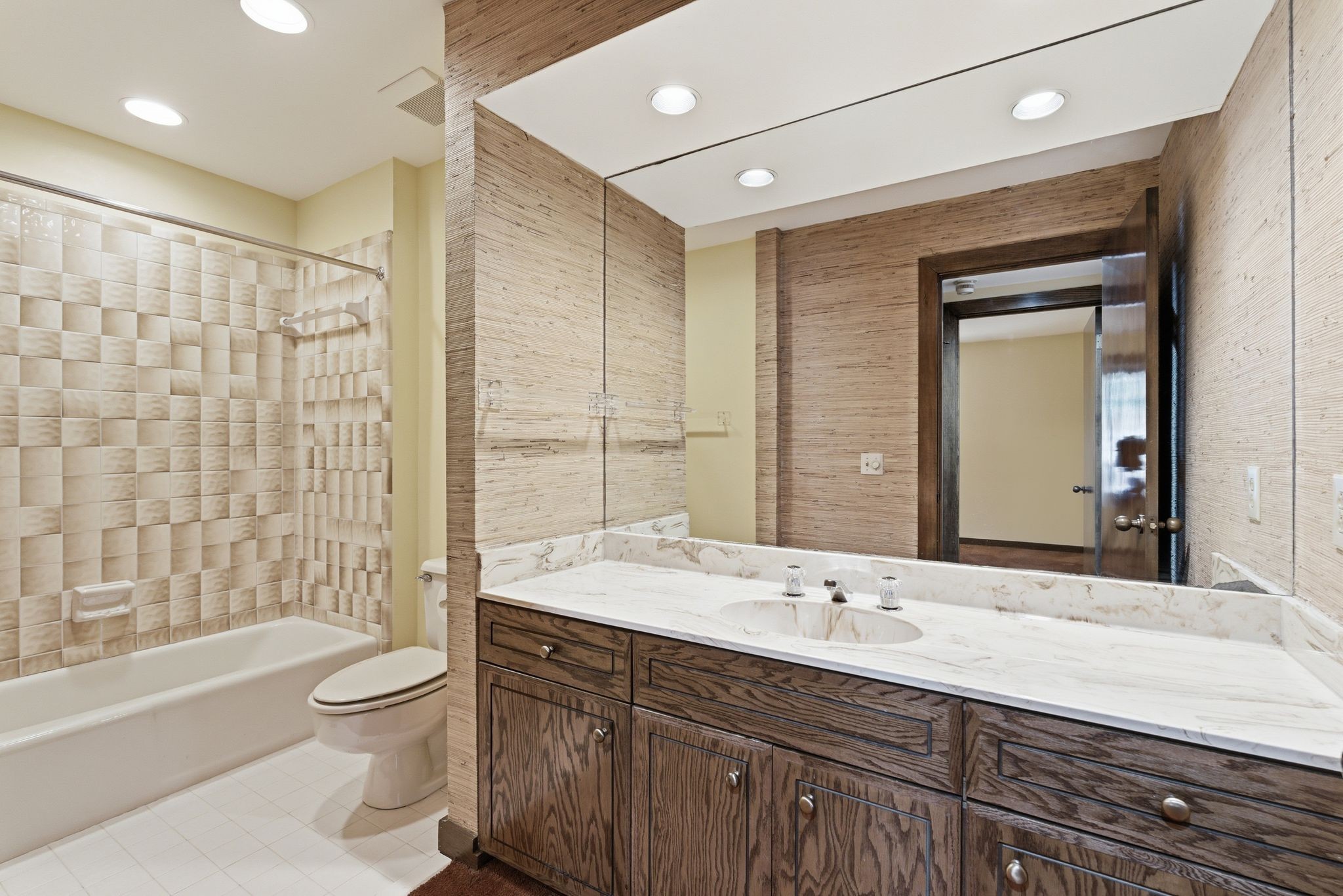  133 Hampton Pl, Nashville, TN, 37215 - 物件實景