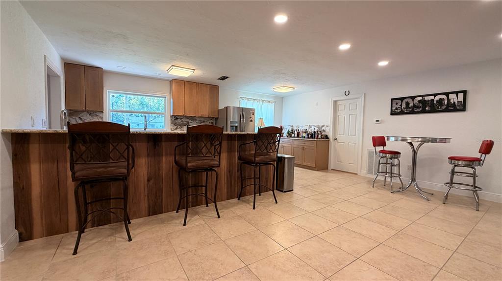 St Petersburg, Florida, 33703, United States, 4 Bedrooms Bedrooms, ,3 BathroomsBathrooms,Residential,For Sale,2005726