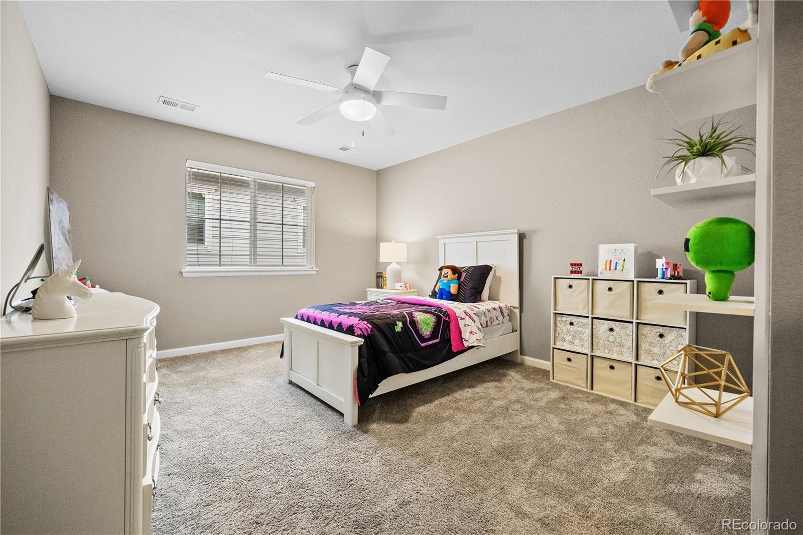 Aurora, Colorado, 80016, United States, 5 Bedrooms Bedrooms, ,5 BathroomsBathrooms,Residential,For Sale,2003486