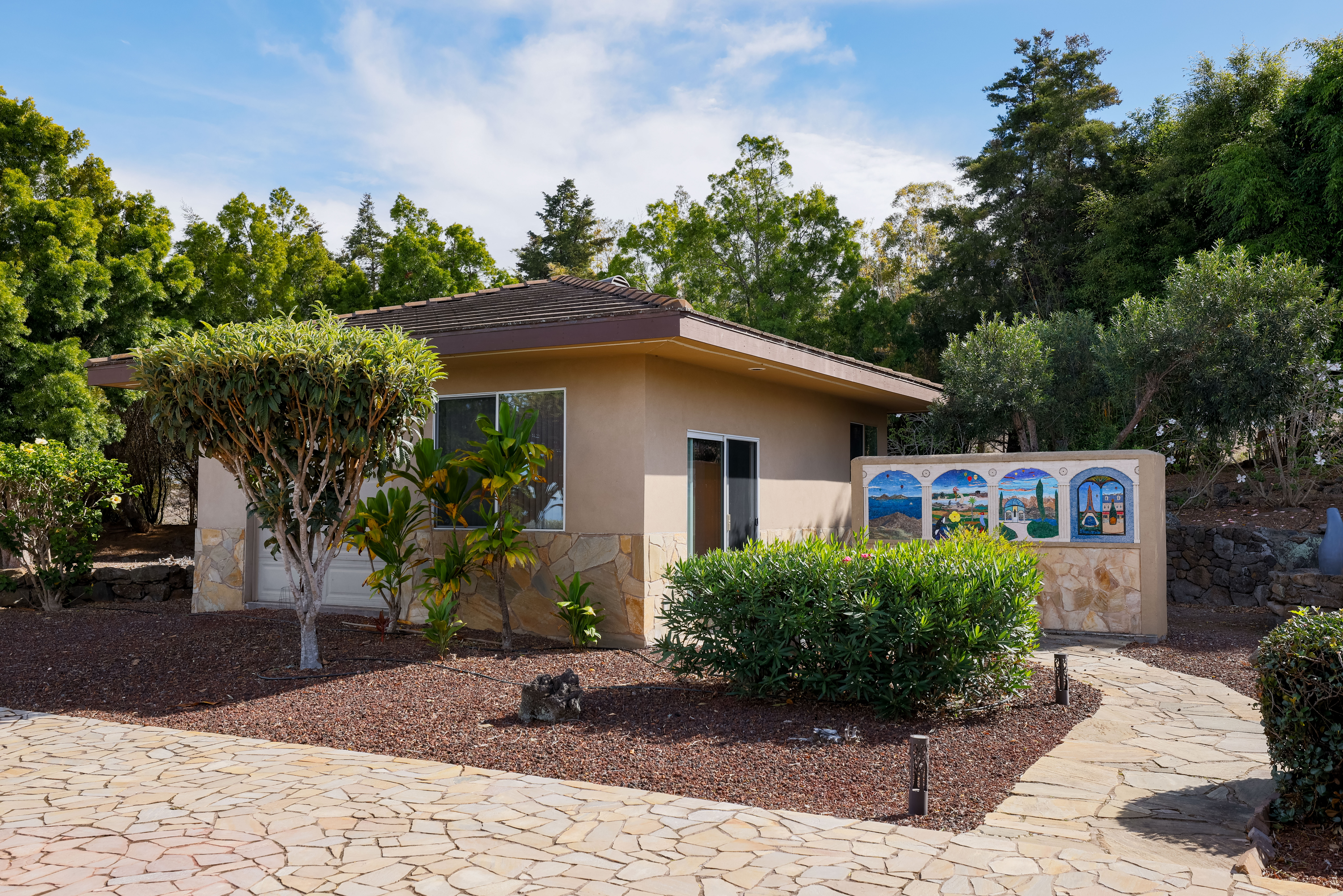 Kamuela, Hawaii, 96743, United States, 4 Bedrooms Bedrooms, ,5 BathroomsBathrooms,Residential,For Sale,2000522