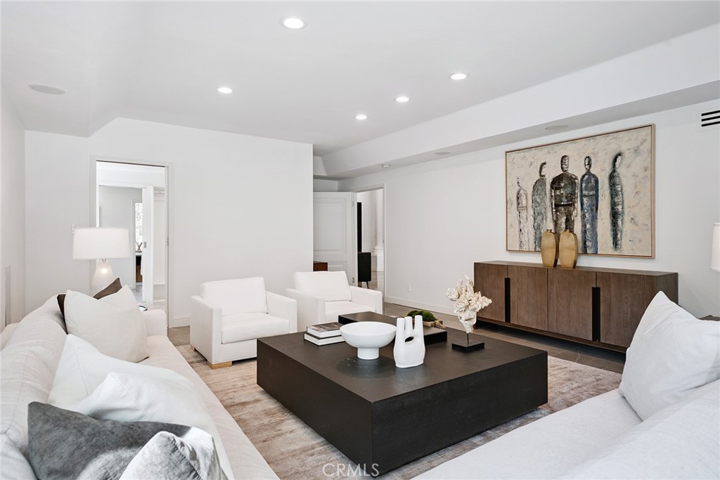 Calabasas, California, 91302, United States, 7 Bedrooms Bedrooms, ,7 BathroomsBathrooms,Residential,For Sale,1951012