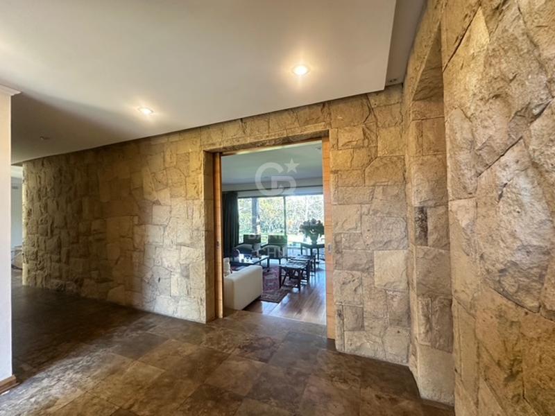 Colina, Chile, 6 Bedrooms Bedrooms, ,4 BathroomsBathrooms,Residential,For Sale,1890275