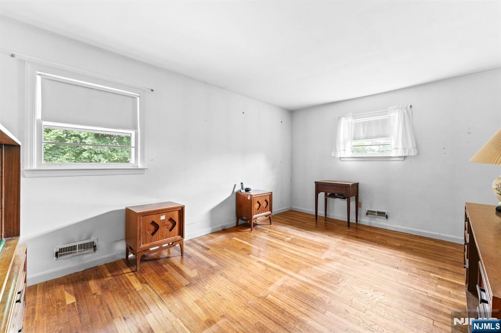 Twp of Washington, New Jersey, 07676, United States, 3 Bedrooms Bedrooms, ,2 BathroomsBathrooms,Residential,For Sale,1885353