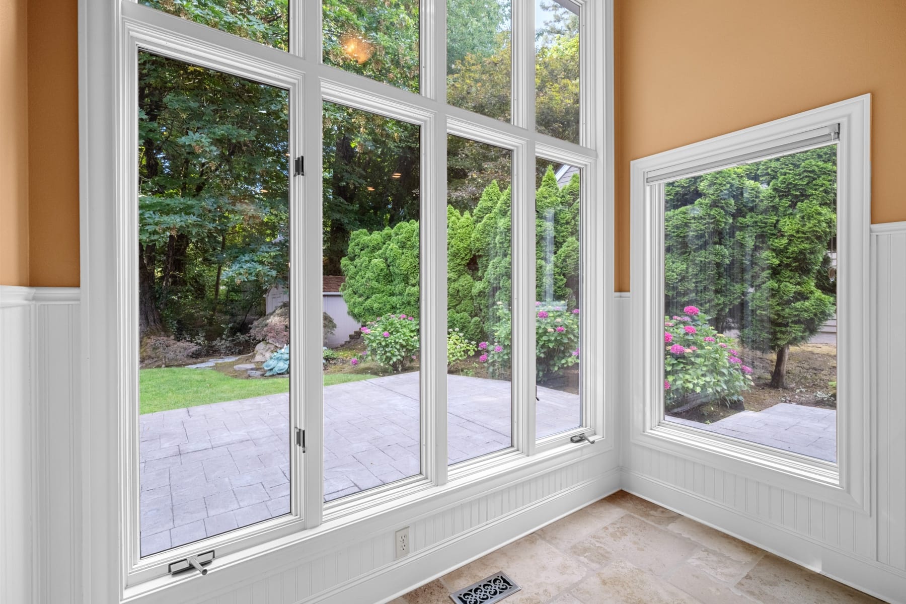  16419 LEXINGTON CT Lake Oswego, OR 97034 - 物件實景