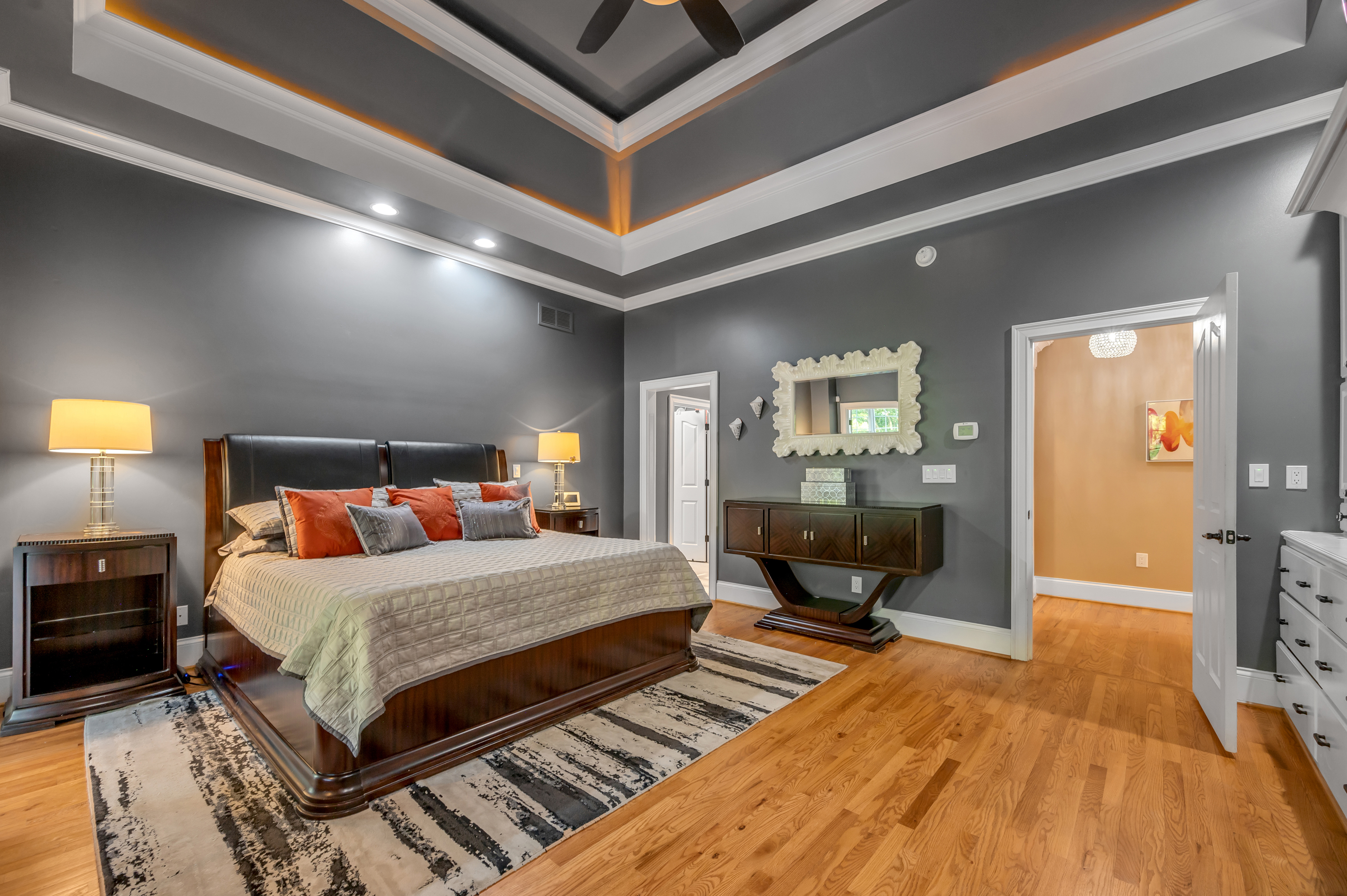  315 Whispering Brook Drive - 物件實景