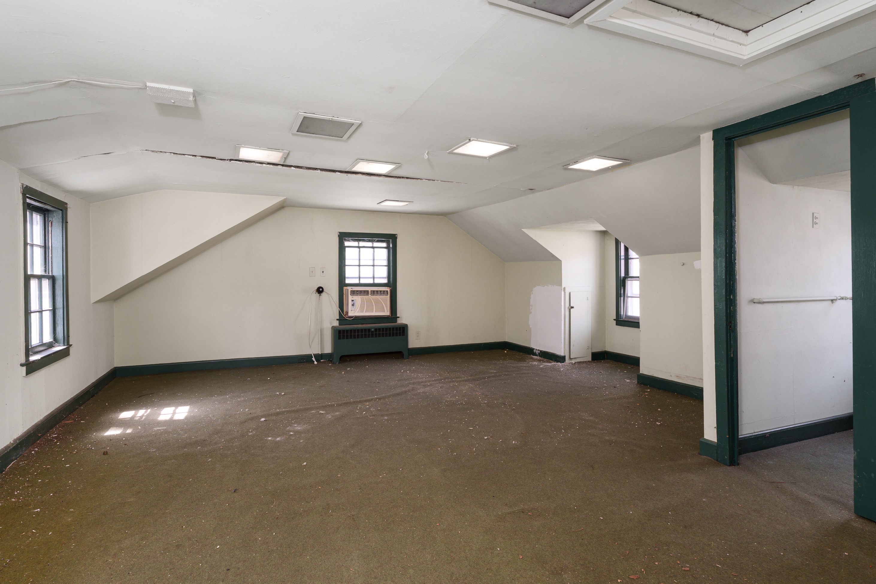  Endless Potential in a Beloved Neighborhood - 物件實景