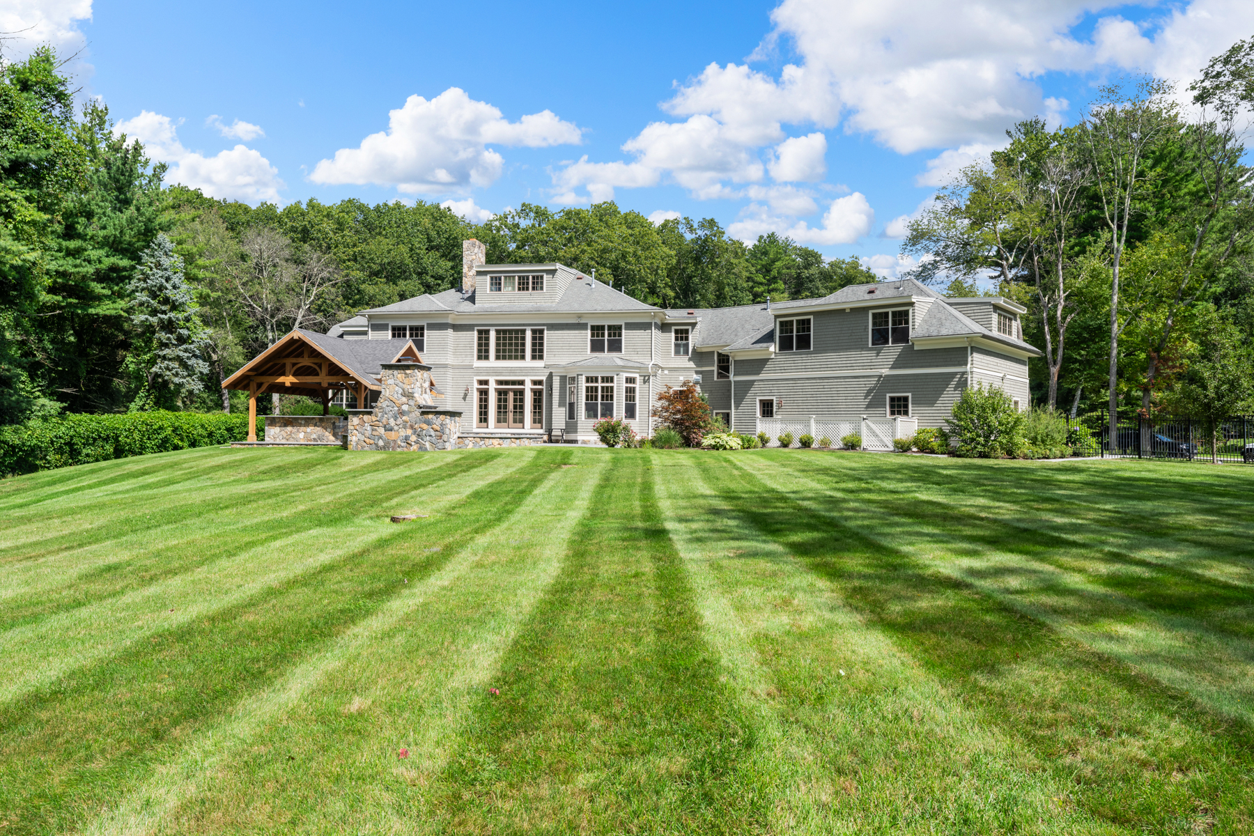  21 Westerly, Weston, MA, 02493 - 物件實景