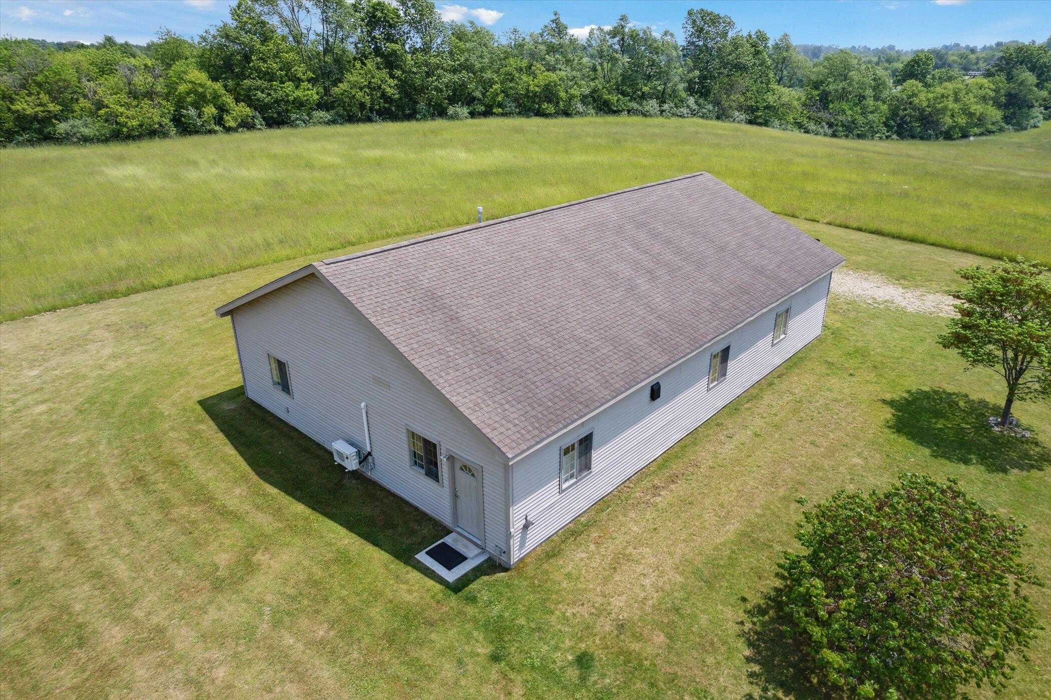 Hillsdale, Michigan, 49242, United States, 6 Bedrooms Bedrooms, ,4 BathroomsBathrooms,Residential,For Sale,1931789