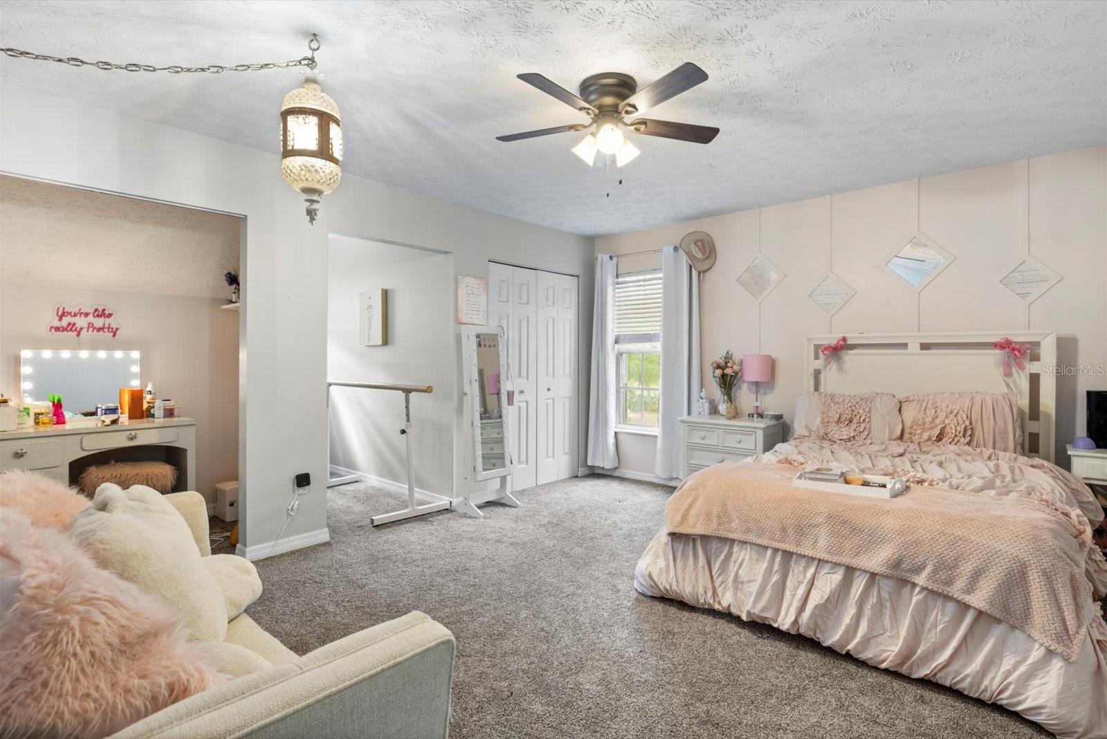 FORT PIERCE, Florida, 34945, United States, 5 Bedrooms Bedrooms, ,4 BathroomsBathrooms,Residential,For Sale,1721914