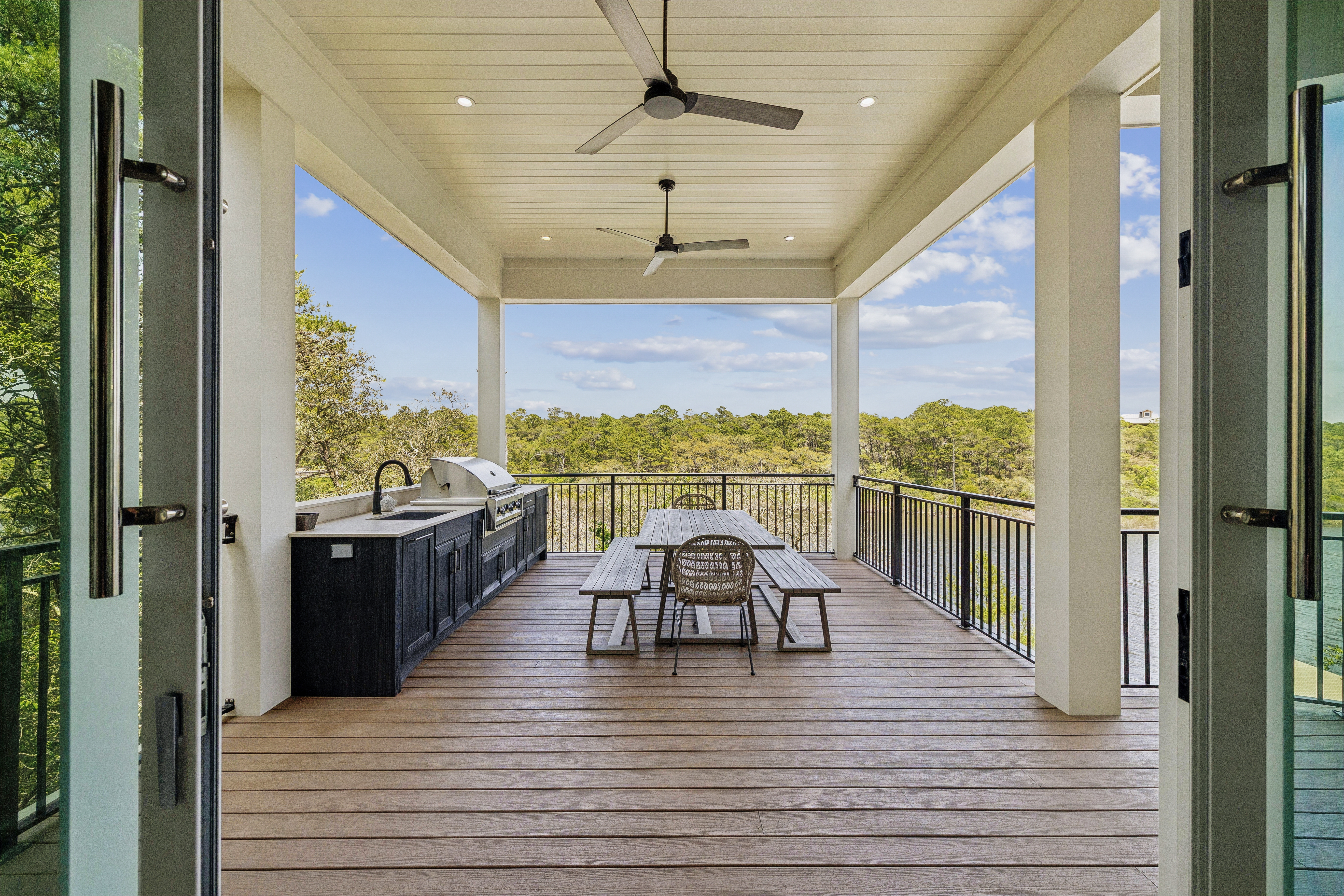  Waterfront Estate With New Dock On Big Redfish Lake - 物件實景