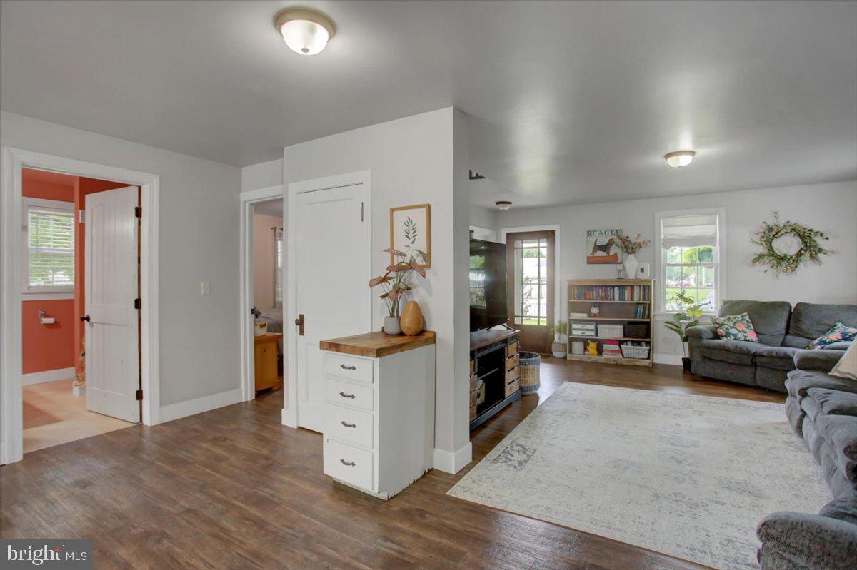 Orrstown, Pennsylvania, 17244, United States, 4 Bedrooms Bedrooms, ,2 BathroomsBathrooms,Residential,For Sale,1906124