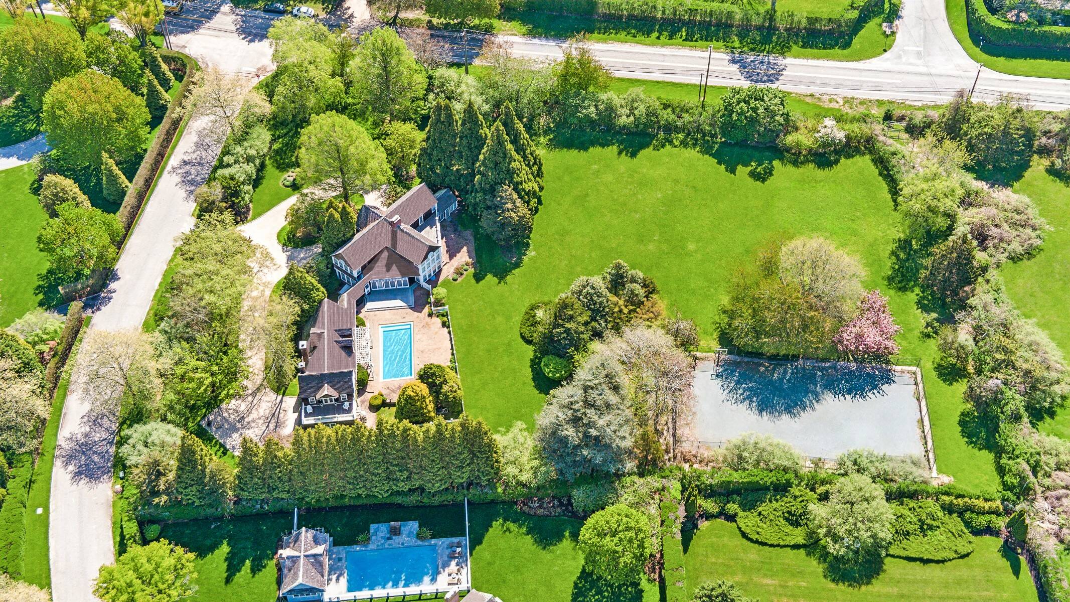  Estate with Tennis & Buildable Lot, South of Highway, Near Ocean - 物件實景