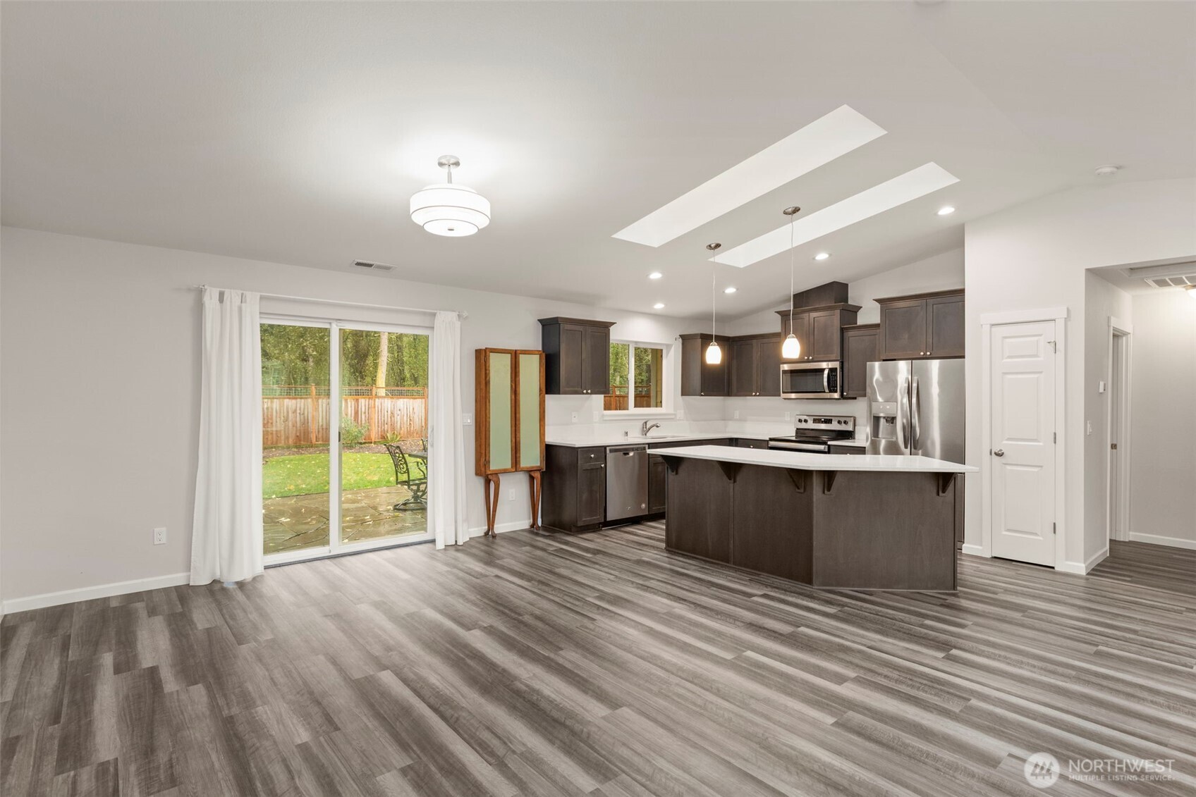 Port Townsend, Washington, 98368, United States, 3 Bedrooms Bedrooms, ,1 BathroomBathrooms,Residential,For Sale,1989519