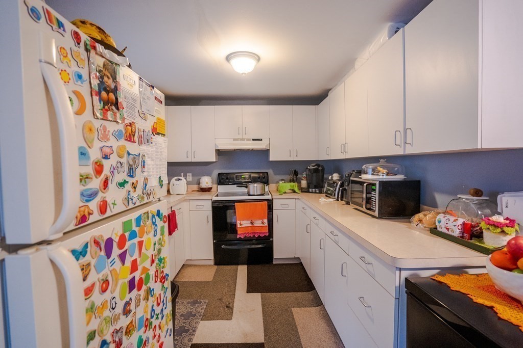 279 Chelsea St Street, Boston, Massachusetts, 02128, United States, 9 Bedrooms Bedrooms, ,3 BathroomsBathrooms,Residential,For Sale,279 Chelsea St Street,1009845