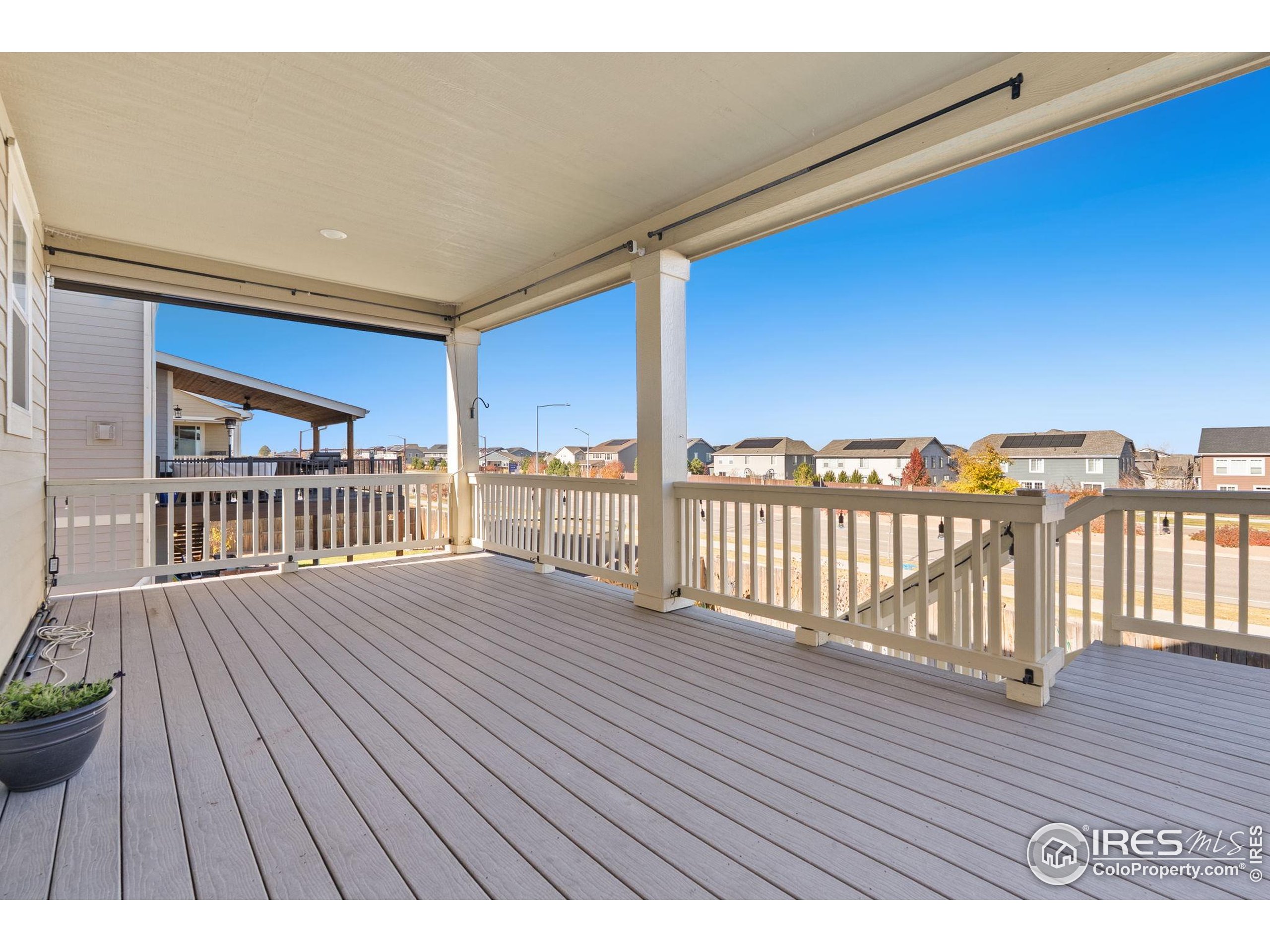 Thornton, Colorado, 80602, United States, 4 Bedrooms Bedrooms, ,4 BathroomsBathrooms,Residential,For Sale,1988981