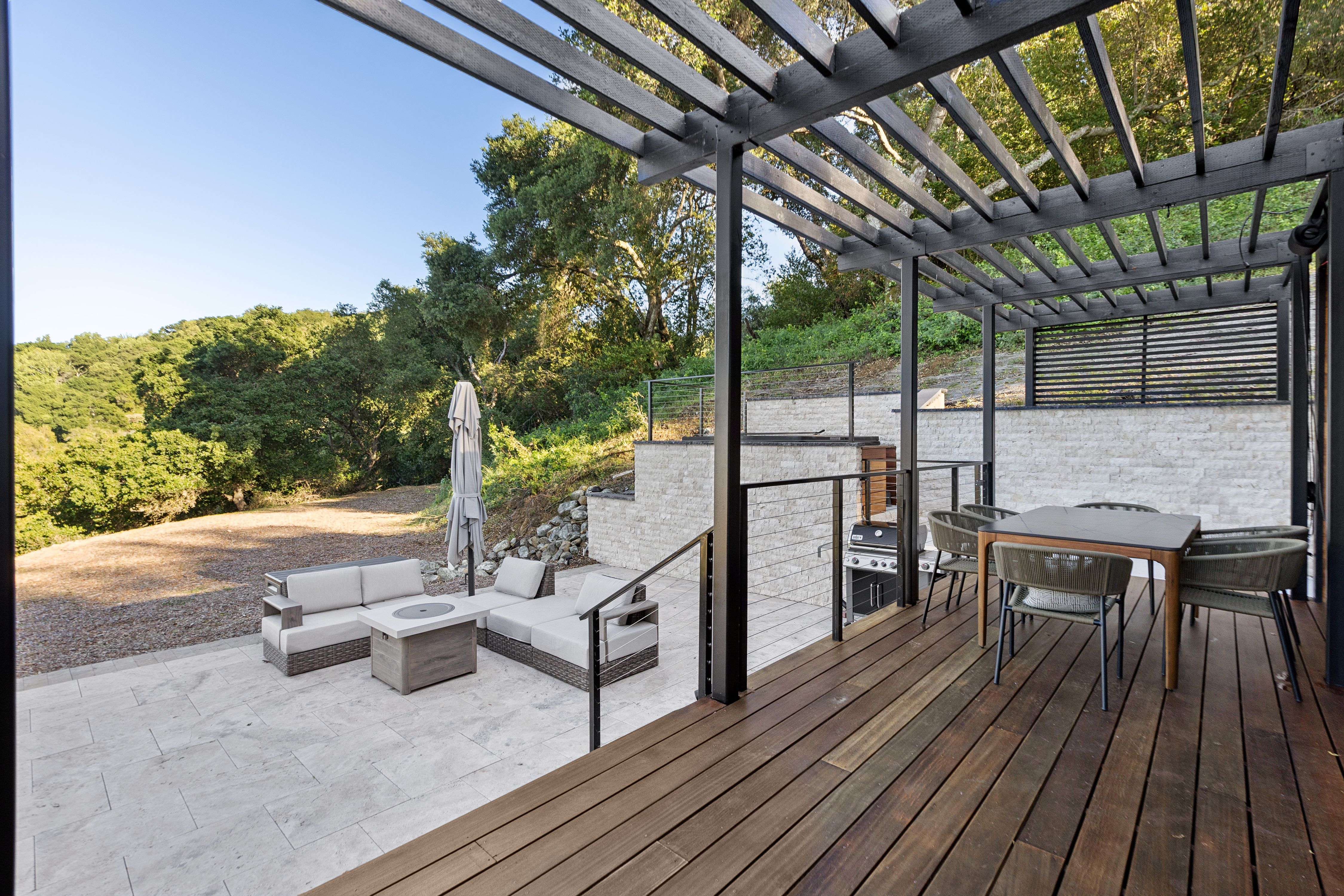  Modern Off-Grid Compound with Panoramic Valley Views - 物件實景