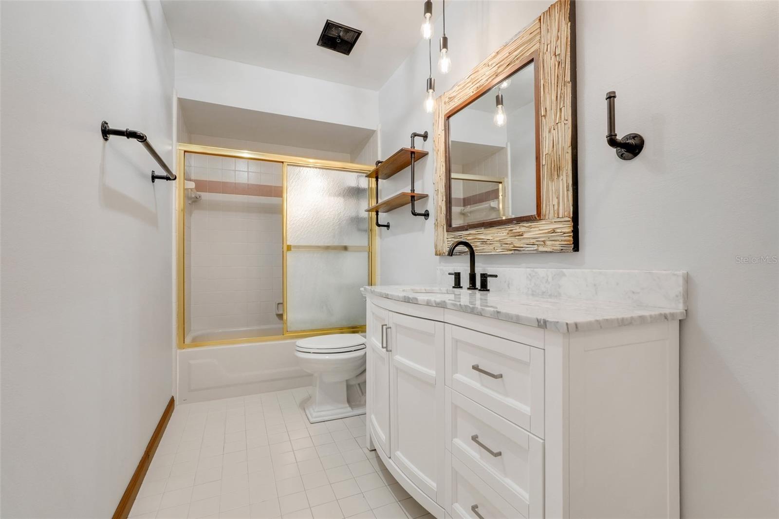 GROVELAND, Florida, 34736, United States, 4 Bedrooms Bedrooms, ,4 BathroomsBathrooms,Residential,For Sale,1695910