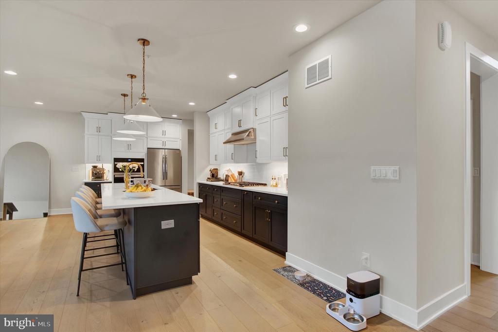 Doylestown, Pennsylvania, 18901, United States, 3 Bedrooms Bedrooms, ,3 BathroomsBathrooms,Residential,For Sale,1993457