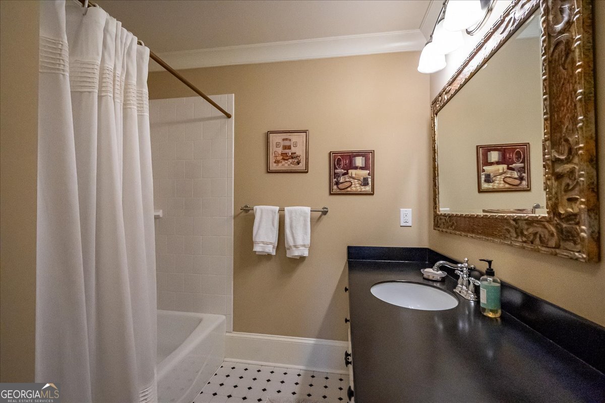 Athens, Georgia, 30606, United States, 5 Bedrooms Bedrooms, ,5 BathroomsBathrooms,Residential,For Sale,1848917