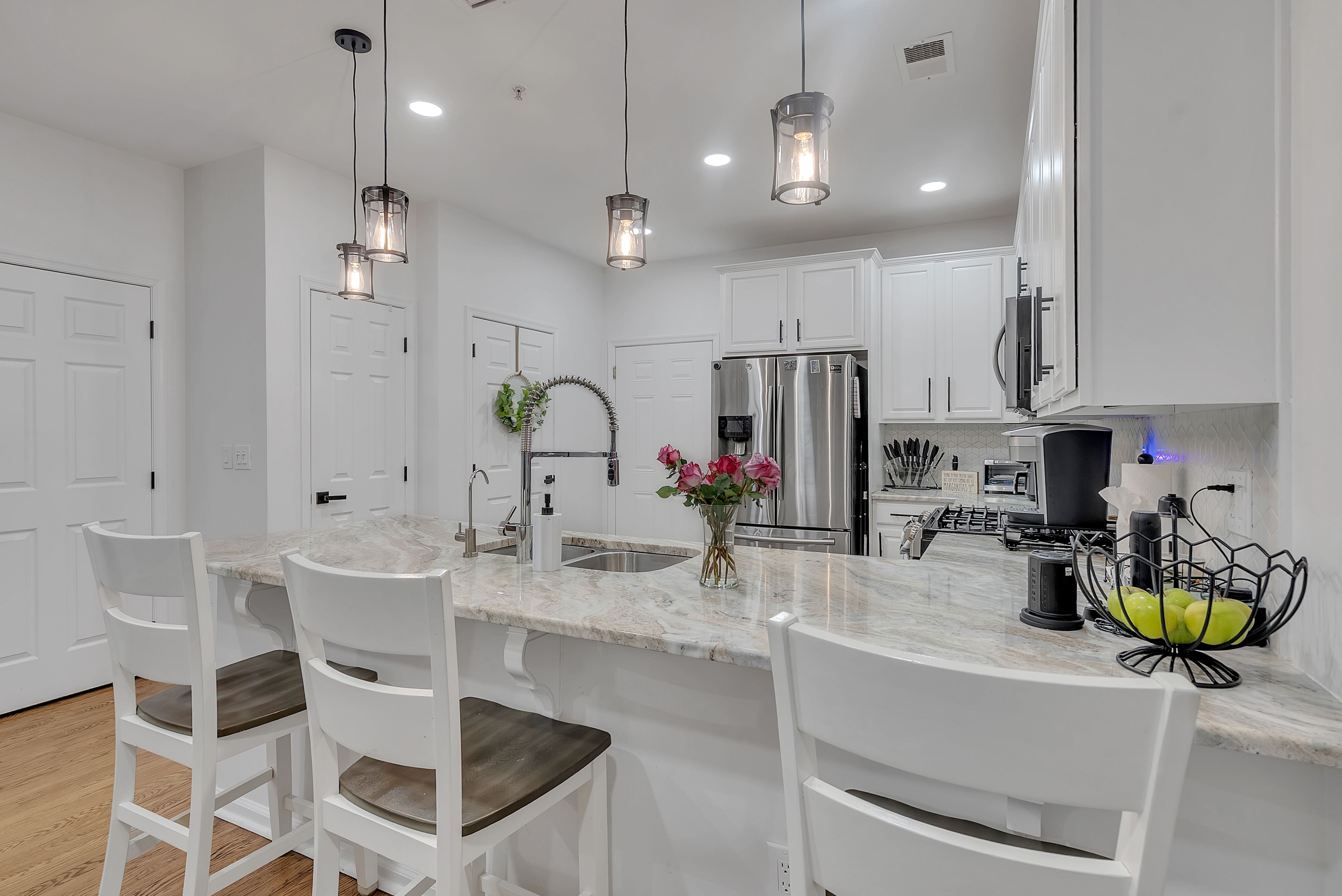  906 Memorial Drive, Belleville, NJ, 07109 - 物件實景