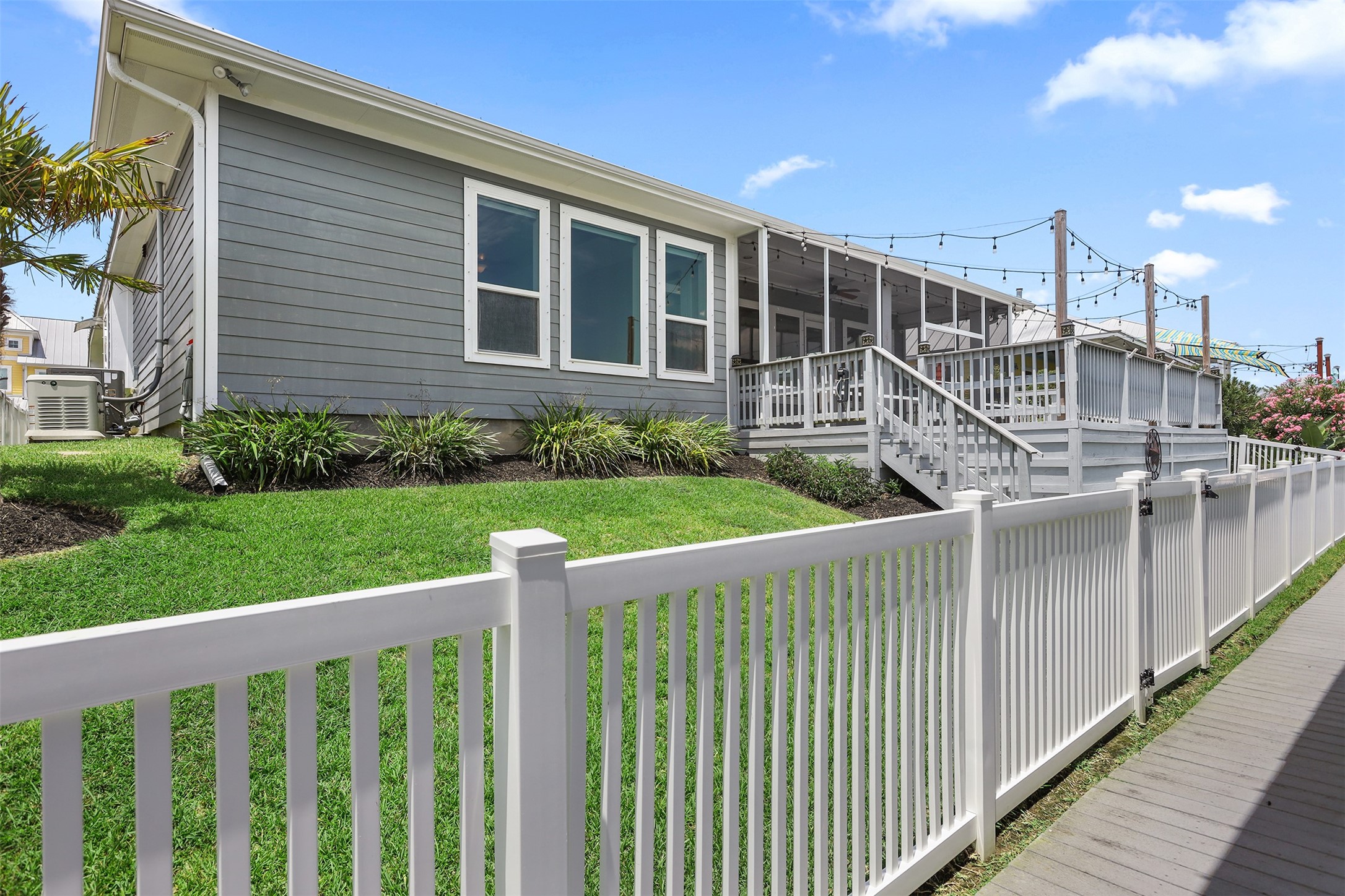 Texas City, Texas, 77590, United States, 3 Bedrooms Bedrooms, ,3 BathroomsBathrooms,Residential,For Sale,1911937