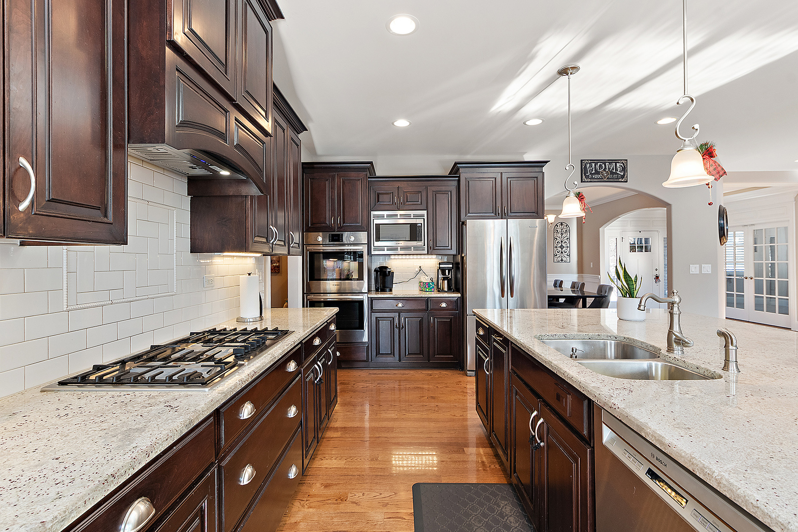 Mokena, Illinois, 60448, United States, 5 Bedrooms Bedrooms, ,4 BathroomsBathrooms,Residential,For Sale,2005248