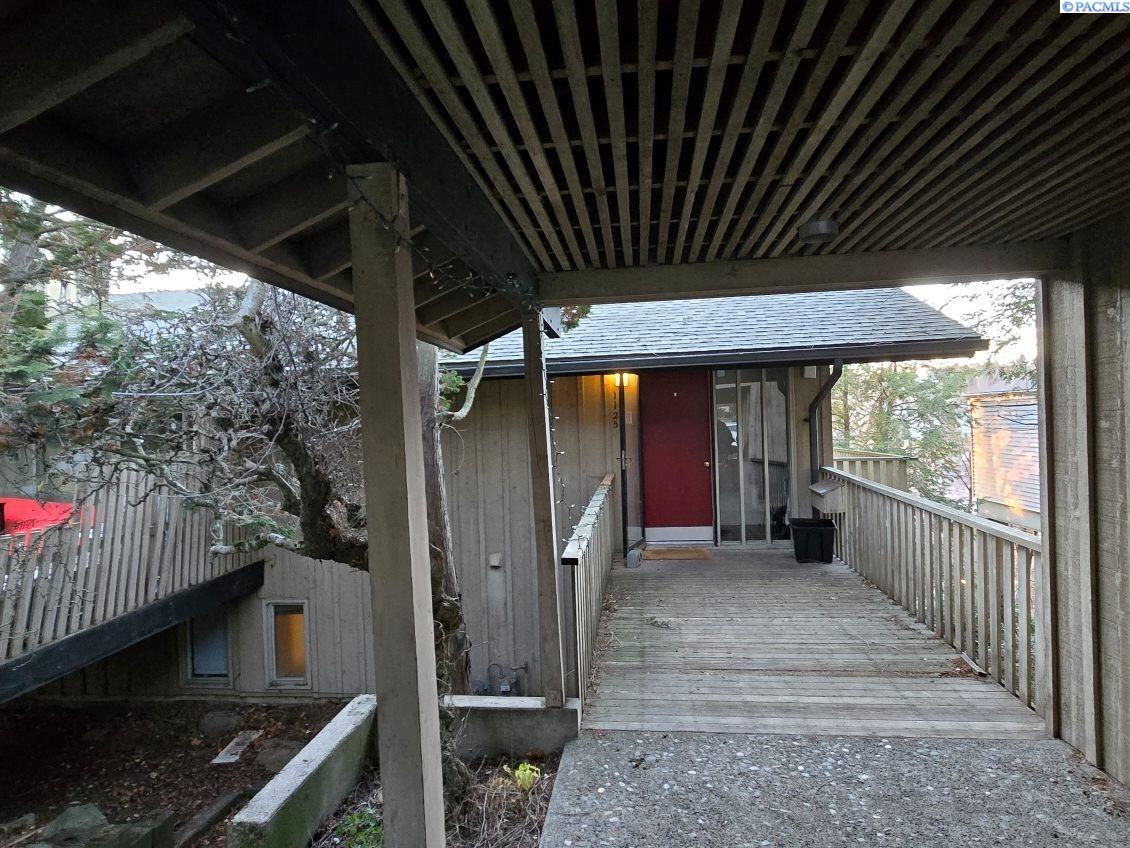 Pullman, Washington, 99163, United States, 5 Bedrooms Bedrooms, ,3 BathroomsBathrooms,Residential,For Sale,1793538