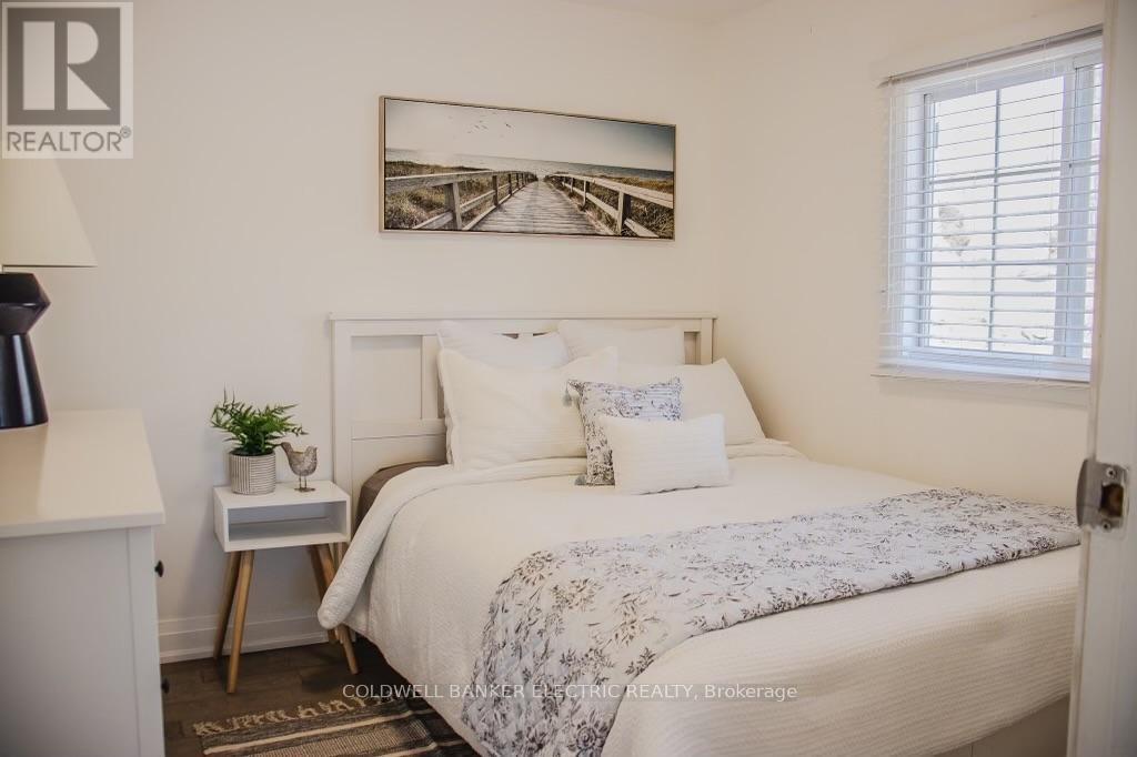 TUDOR AND CASHEL (TUDOR WARD), Ontario, K0L 1W0, CA, 2 Bedrooms Bedrooms, ,1 BathroomBathrooms,Residential,For Sale,1892656