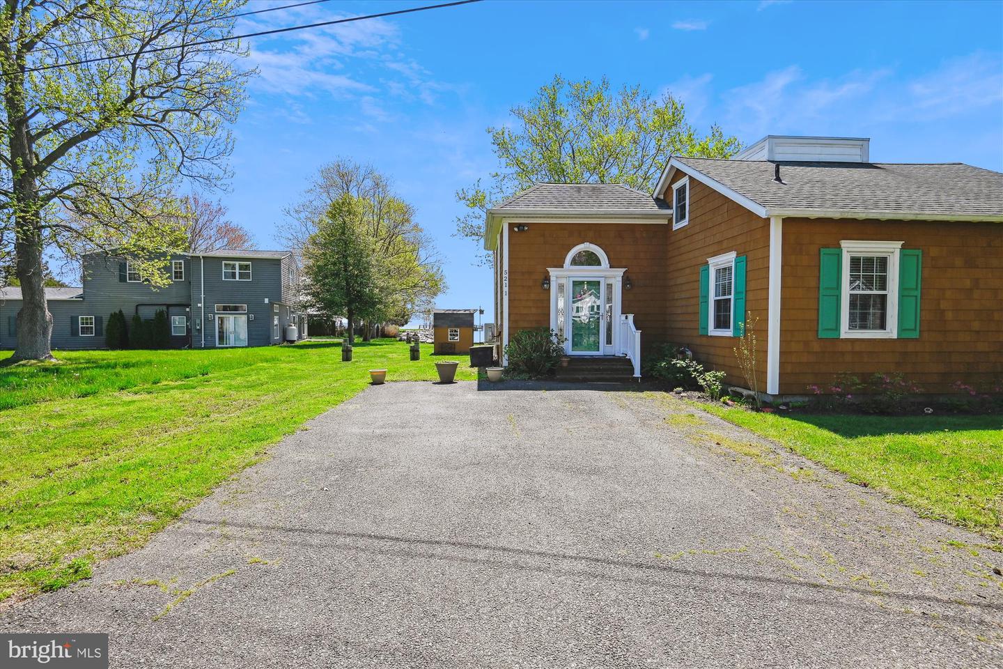 Shady Side, Maryland, 20764, United States, 2 Bedrooms Bedrooms, ,2 BathroomsBathrooms,Residential,For Sale,1950004
