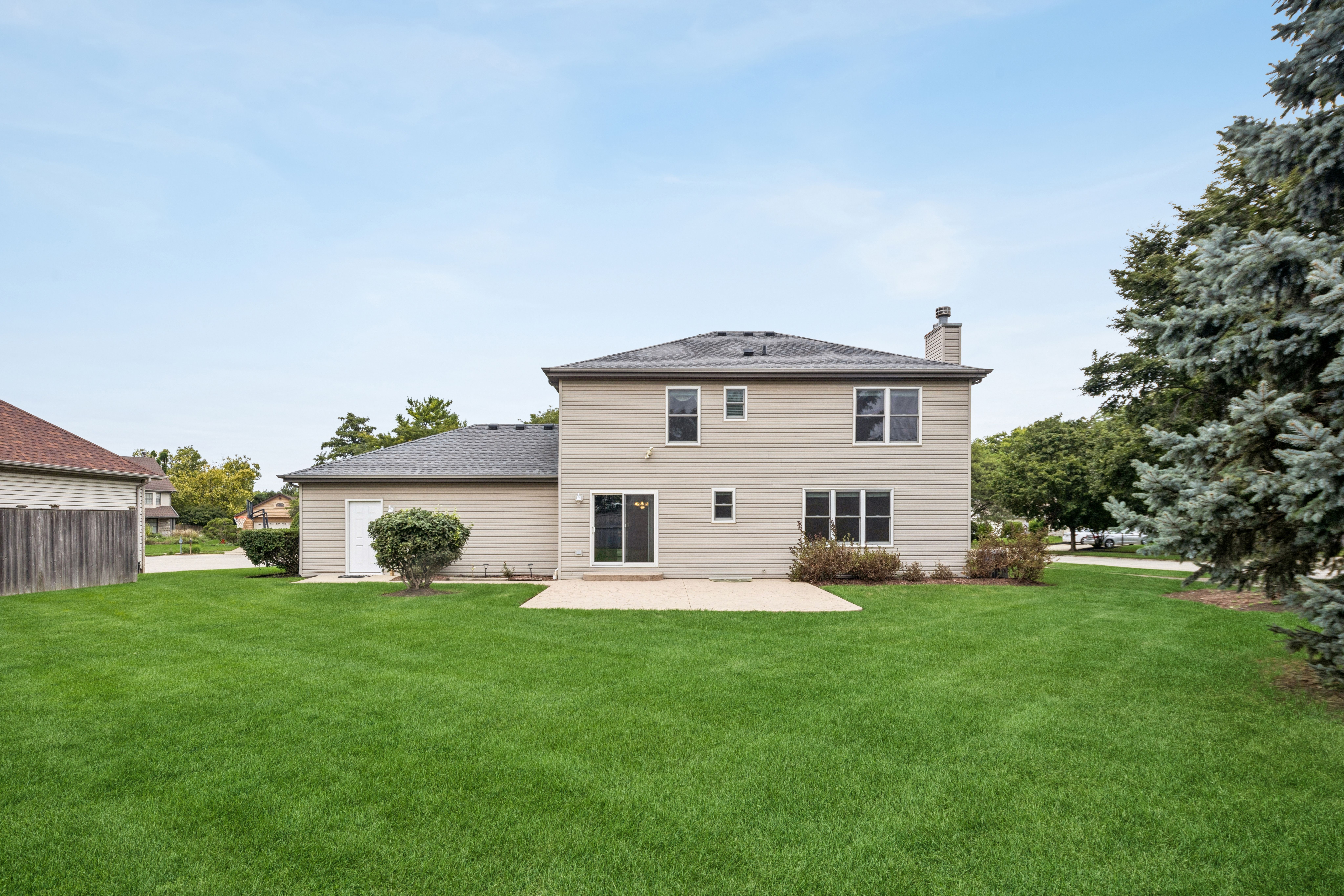  Welcome To This One-Owner, Meticulously Maintained Home - 物件實景