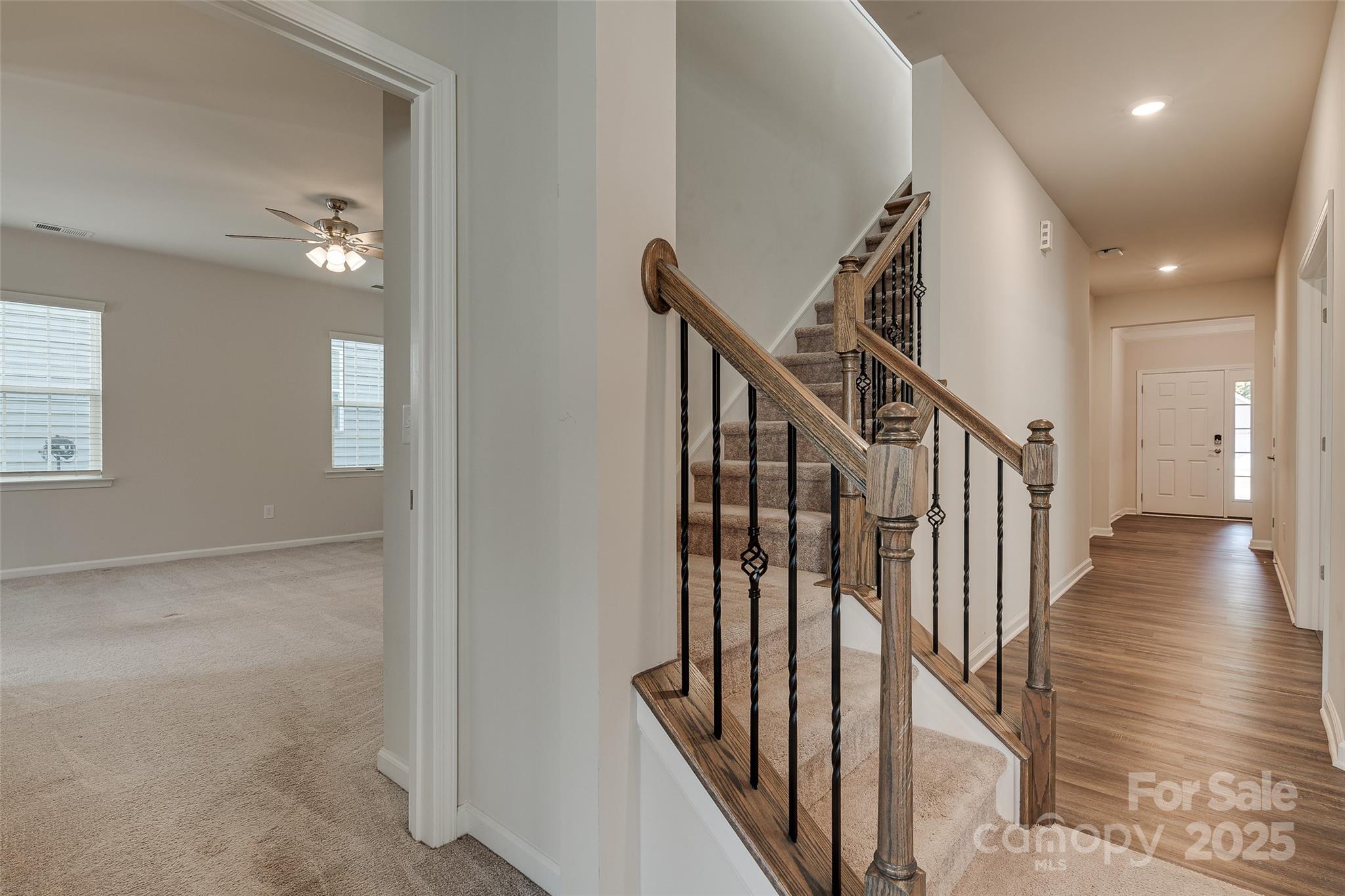 Charlotte, North Carolina, 28273, United States, 4 Bedrooms Bedrooms, ,3 BathroomsBathrooms,Residential,For Sale,1988941