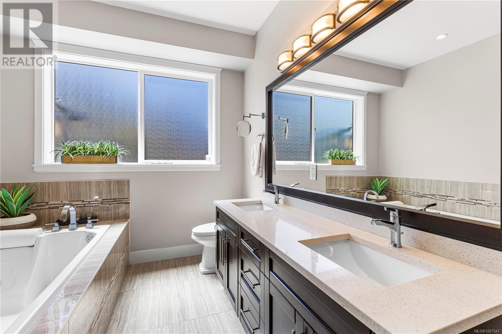 LANGFORD, British Columbia, V9B 0L2, CA, 5 Bedrooms Bedrooms, ,5 BathroomsBathrooms,Residential,For Sale,1896938