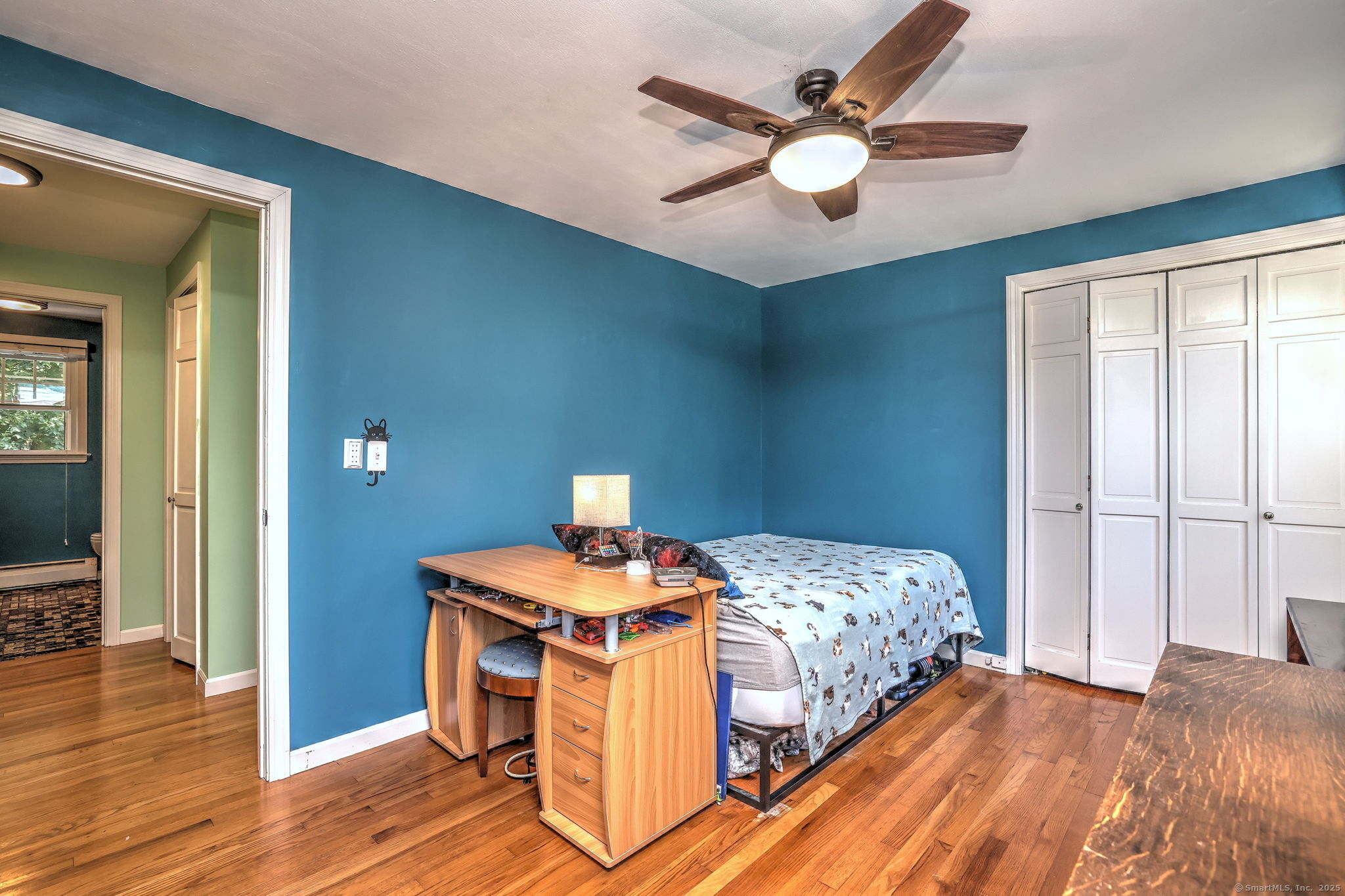 Guilford, Connecticut, 06437, United States, 4 Bedrooms Bedrooms, ,3 BathroomsBathrooms,Residential,For Sale,1955104