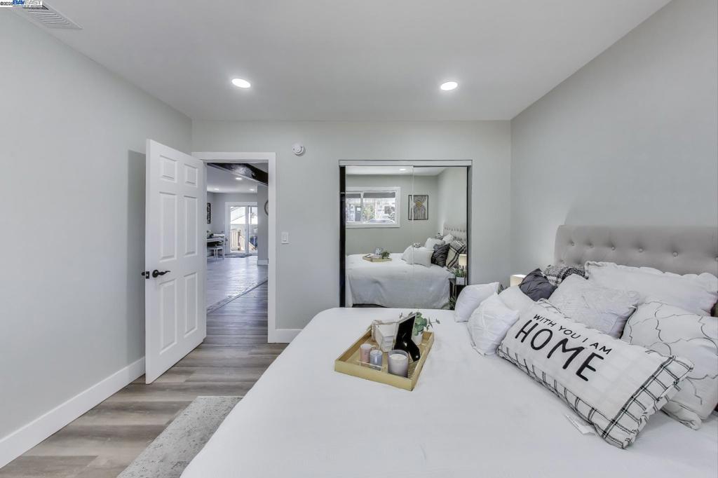 Martinez, California, 94553, United States, 4 Bedrooms Bedrooms, ,2 BathroomsBathrooms,Residential,For Sale,1985716