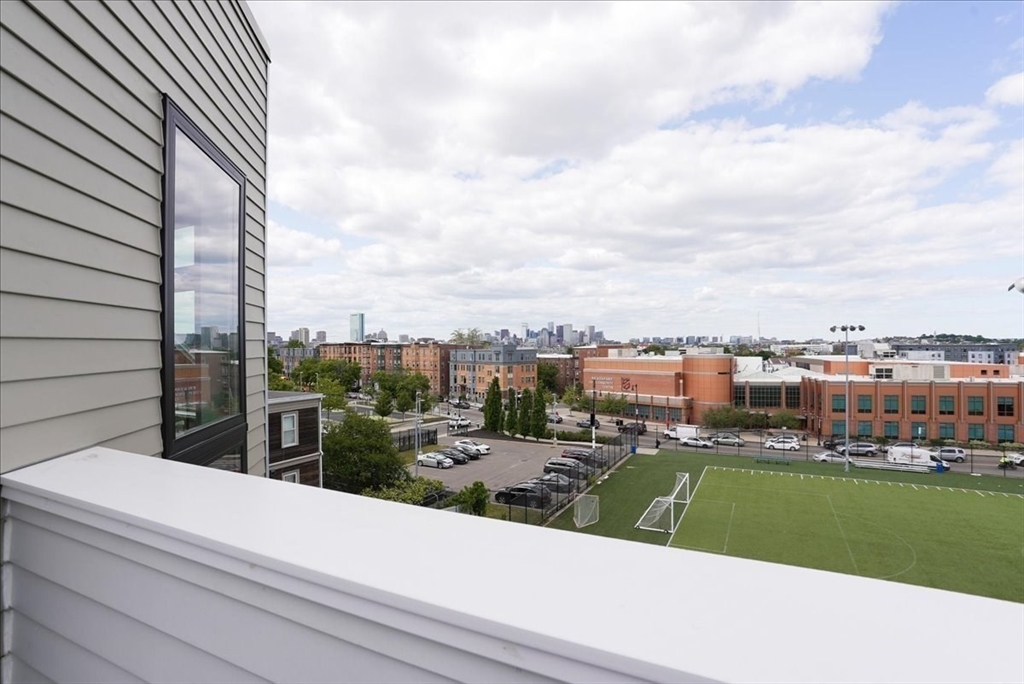 Boston, Massachusetts, 02125, United States, 4 Bedrooms Bedrooms, ,3 BathroomsBathrooms,Residential,For Sale,1975073