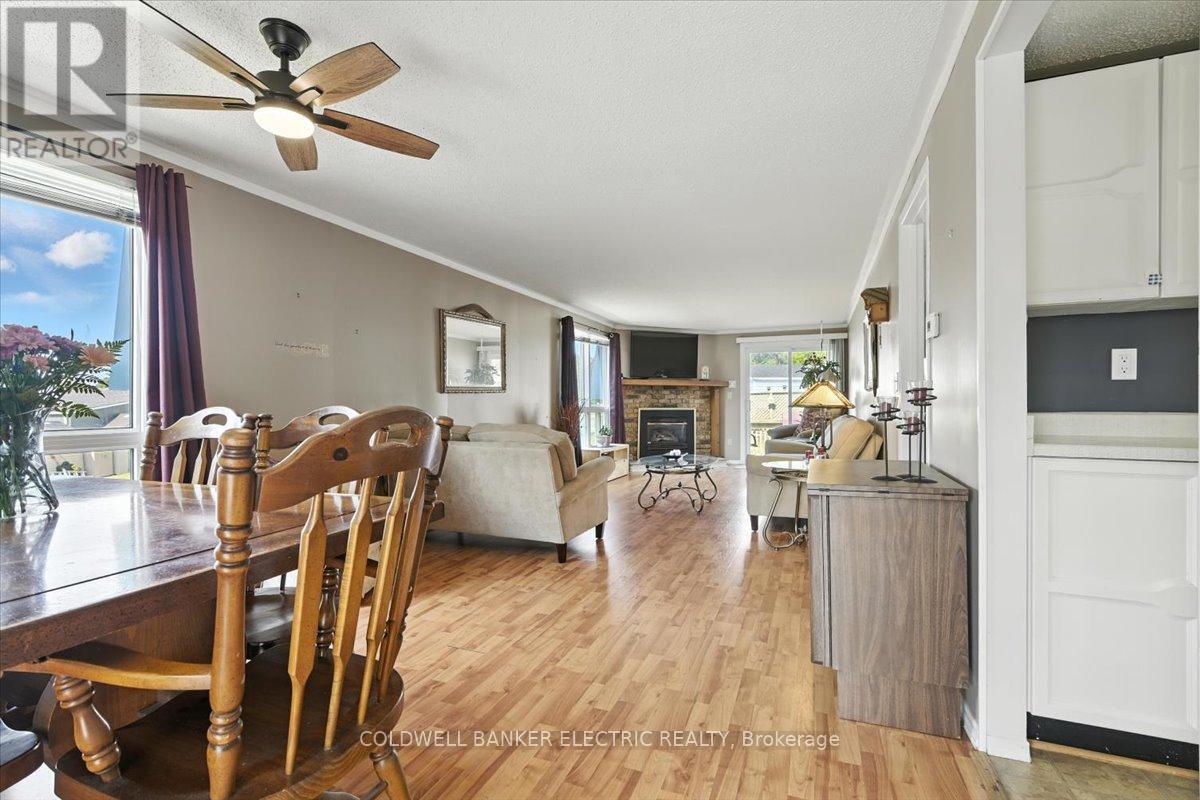 CLARINGTON (NEWCASTLE), Ontario, L1B 1A8, CA, 2 Bedrooms Bedrooms, ,1 BathroomBathrooms,Residential,For Sale,1891909