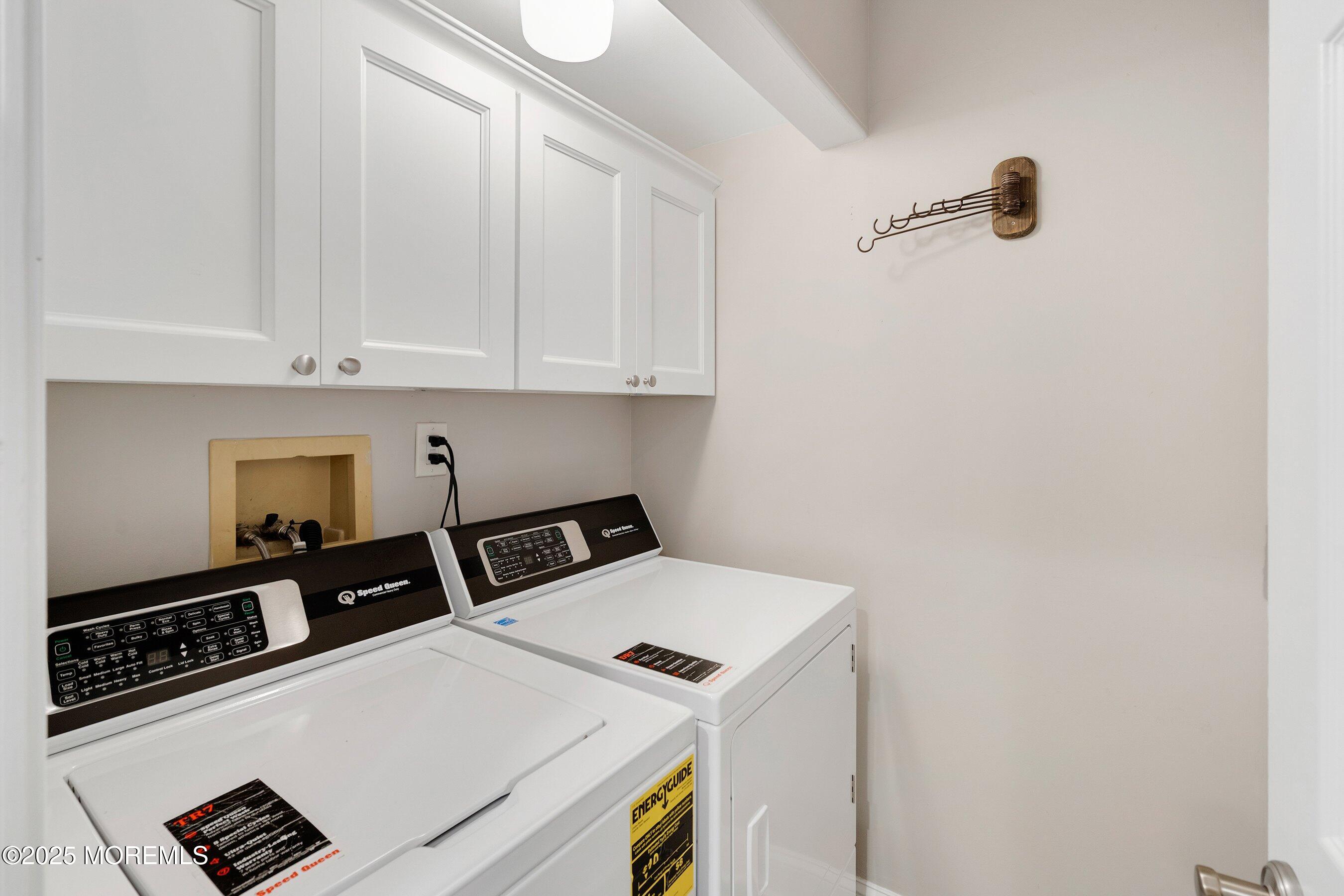 Freehold, New Jersey, 07728, United States, 3 Bedrooms Bedrooms, ,3 BathroomsBathrooms,Residential,For Sale,1921807