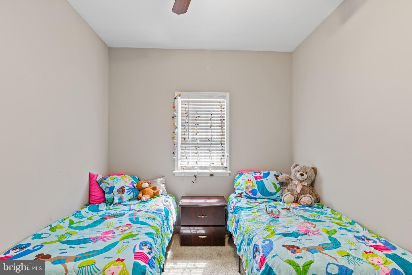 Salisbury, Maryland, 21801, United States, 8 Bedrooms Bedrooms, ,4 BathroomsBathrooms,Residential,For Sale,1857106