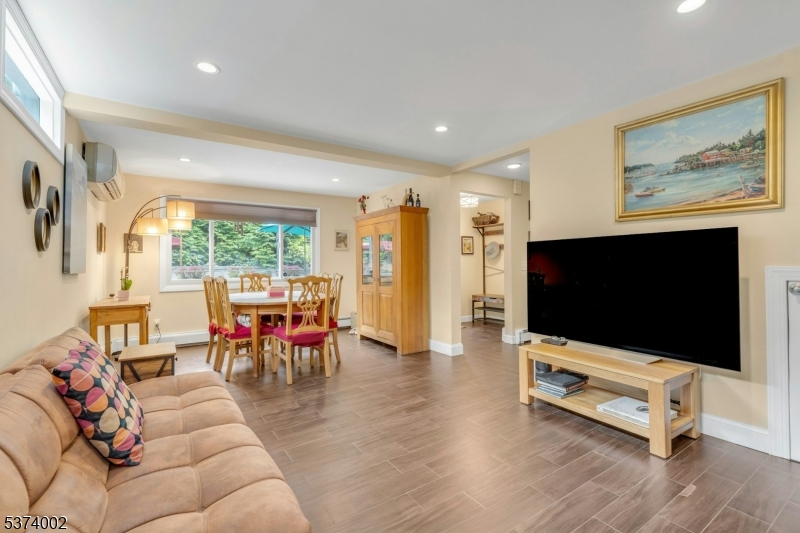 Ridgewood Village, New Jersey, 07450, United States, 4 Bedrooms Bedrooms, ,2 BathroomsBathrooms,Residential,For Sale,1901977