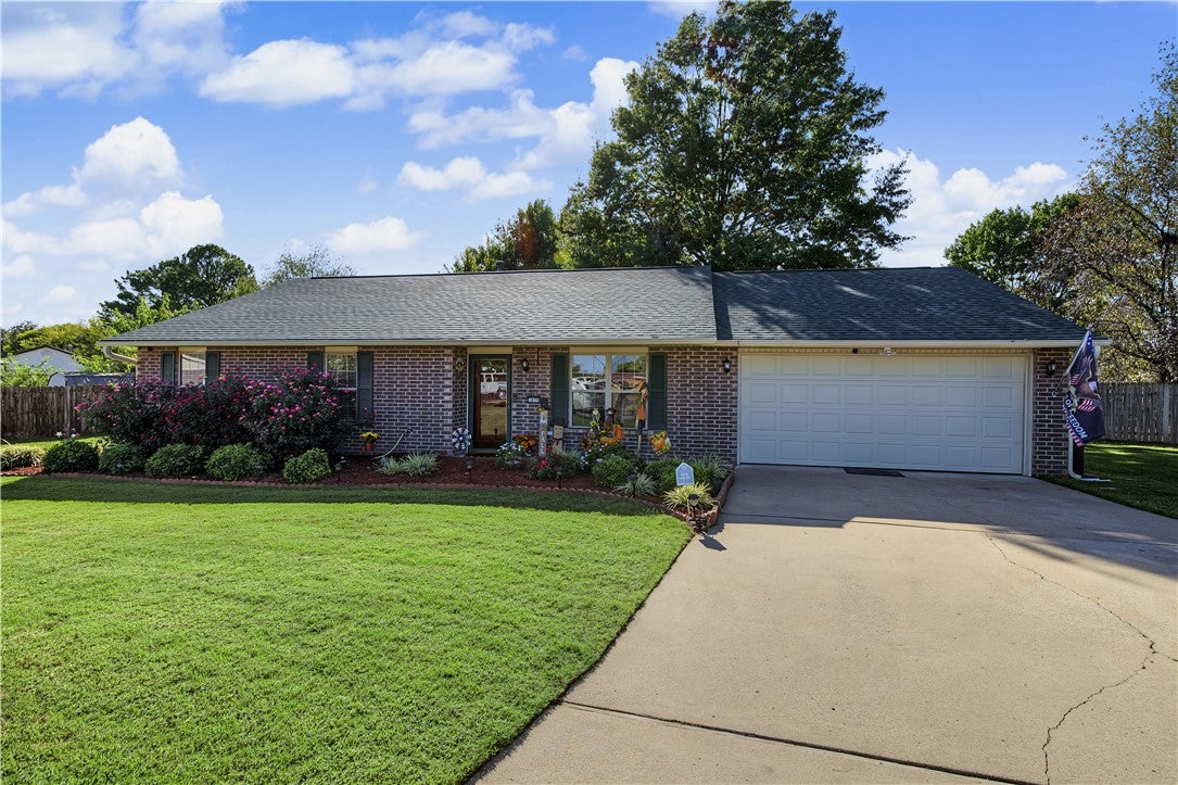 Derrick Ln, Springdale, AR 72762