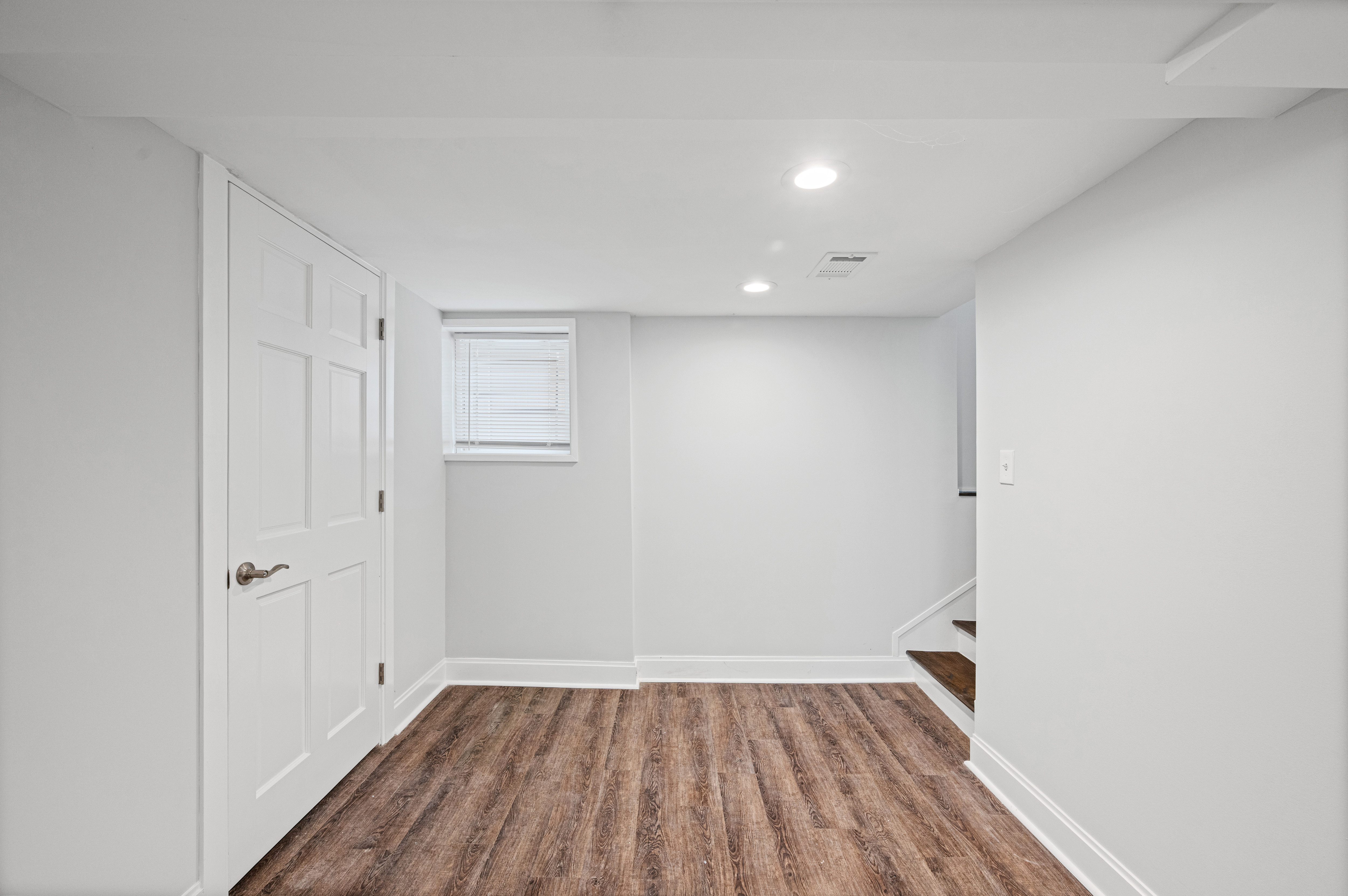  This Newly Rehabbed House has Been Completely Re-Done Top to Bottom - 物件實景