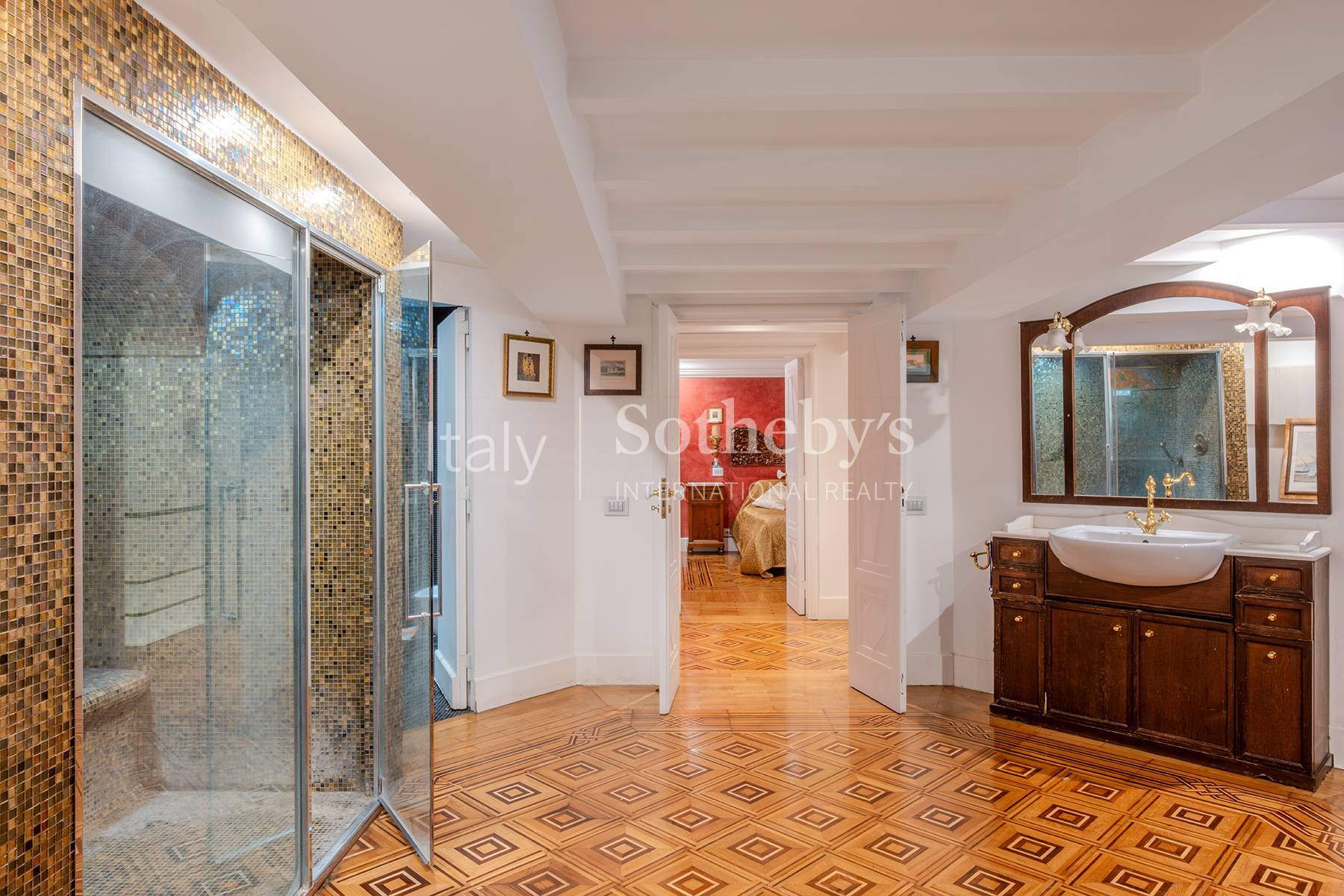  Elegant apartment in a noble palace - 物件實景