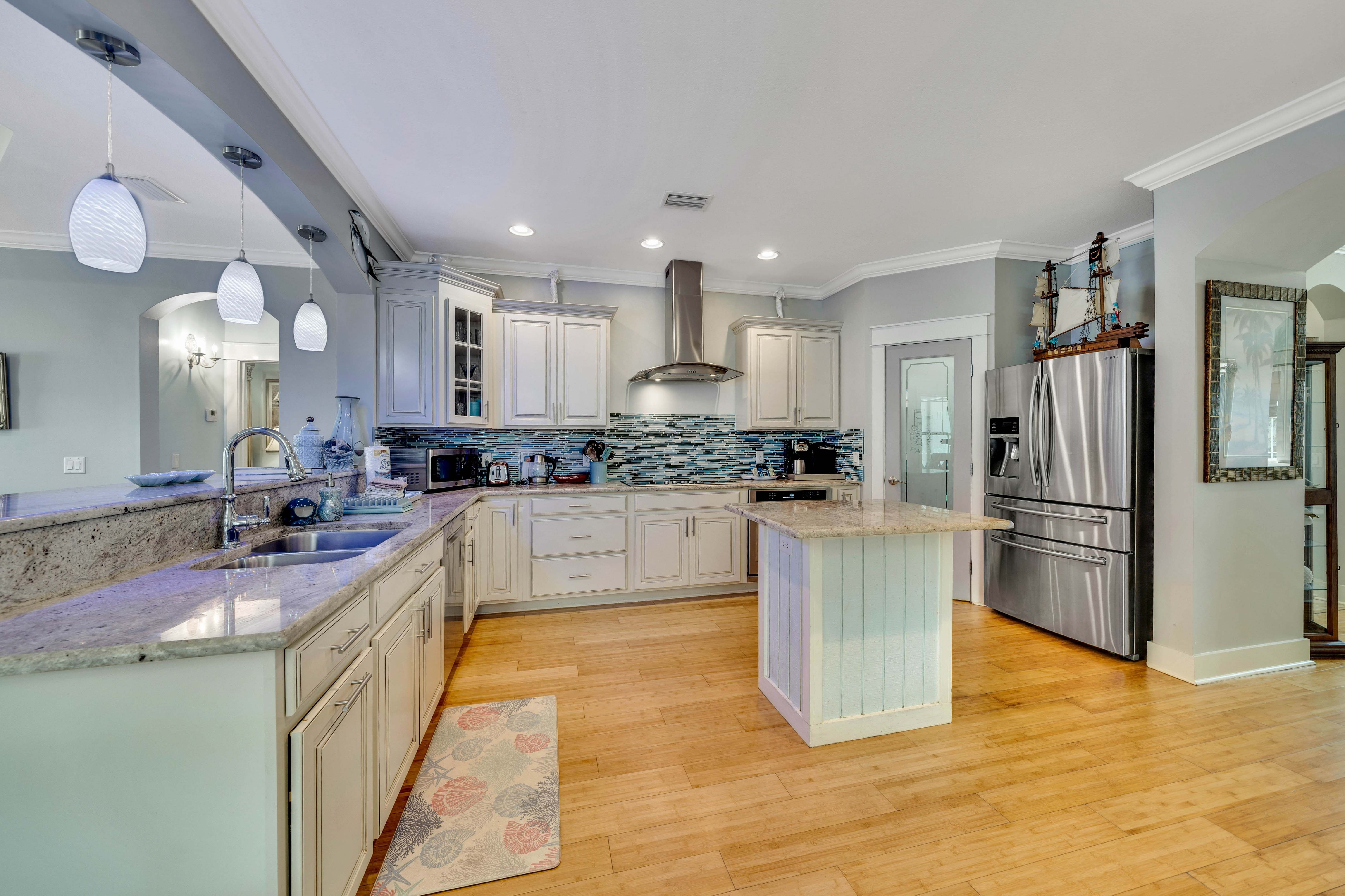 Timeless Coastal Retreat in Coveted Laguna Beach - 物件實景
