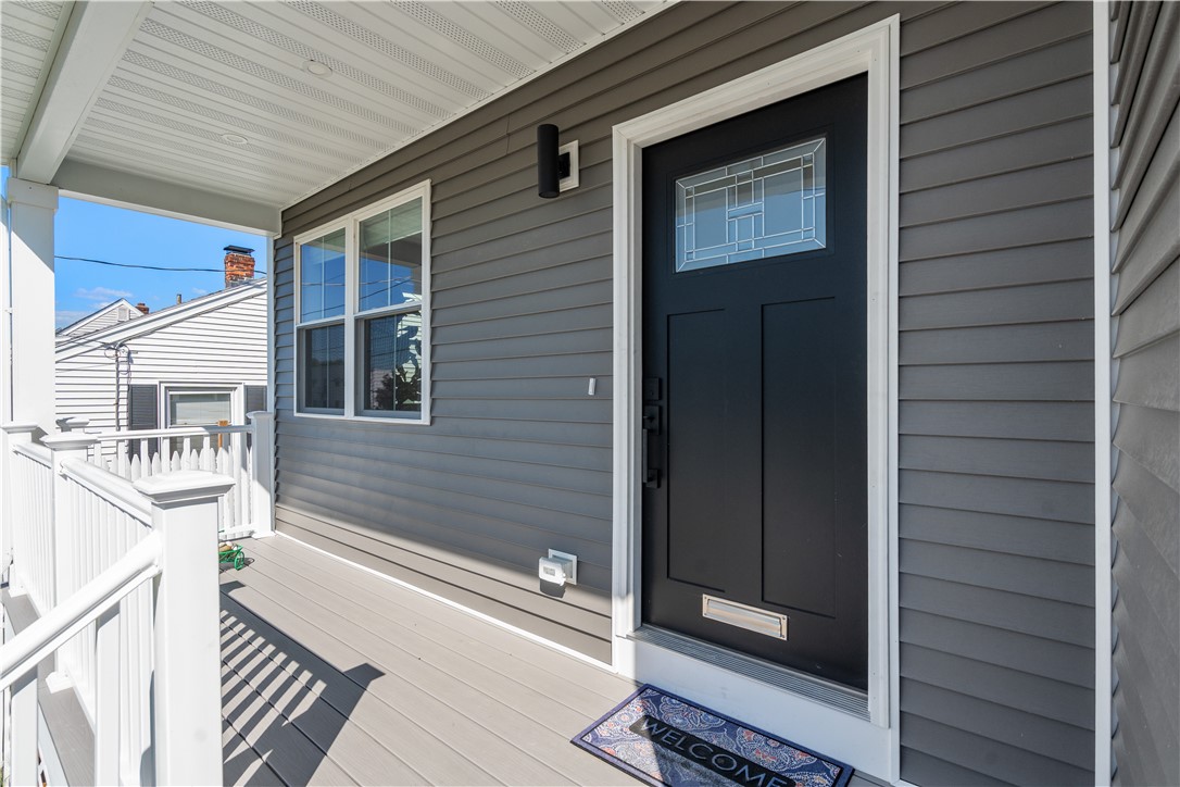 East Providence, Rhode Island, 02914, United States, 4 Bedrooms Bedrooms, ,3 BathroomsBathrooms,Residential,For Sale,1941827