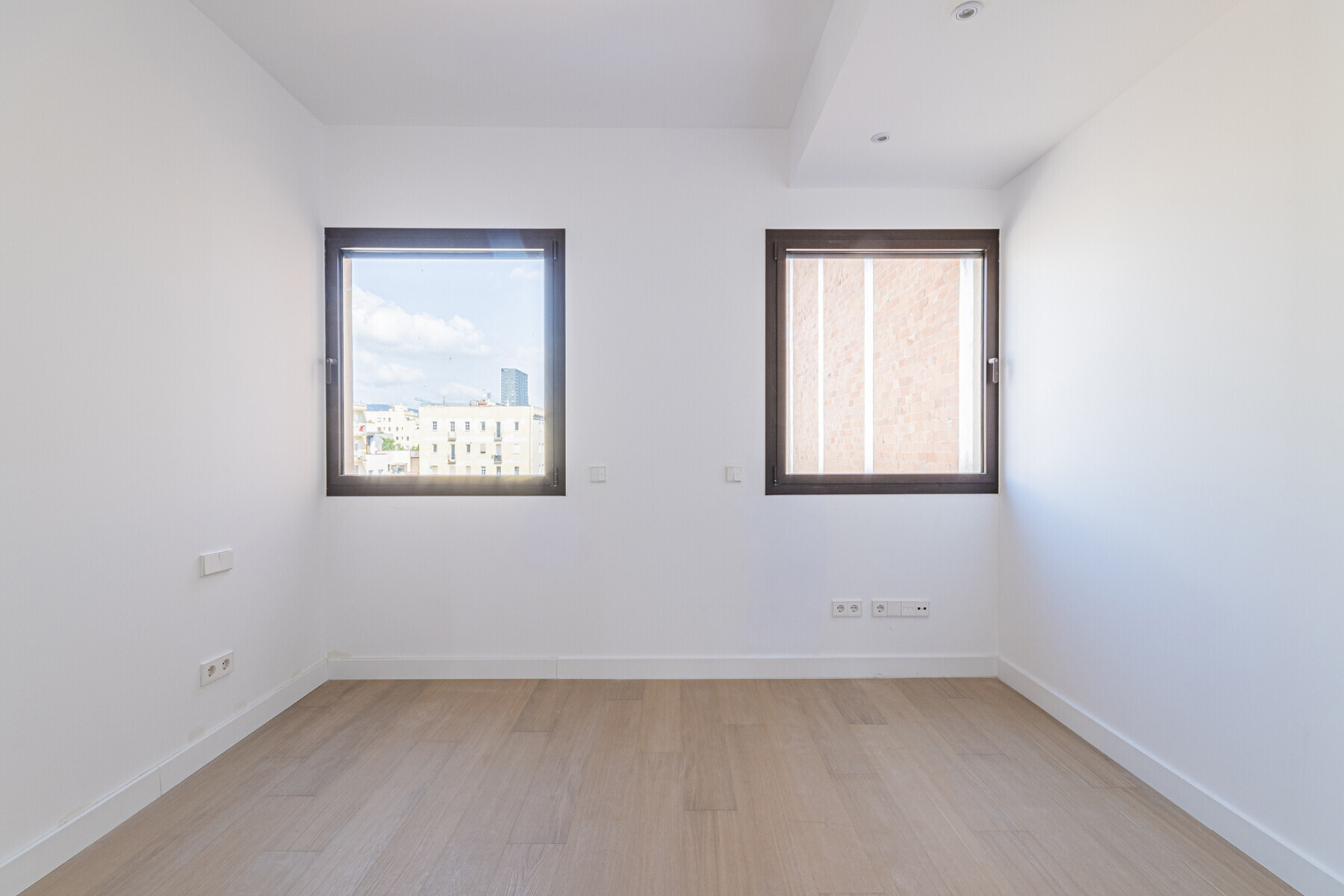  Newly constructed duplex penthouse near the beach - 物件實景
