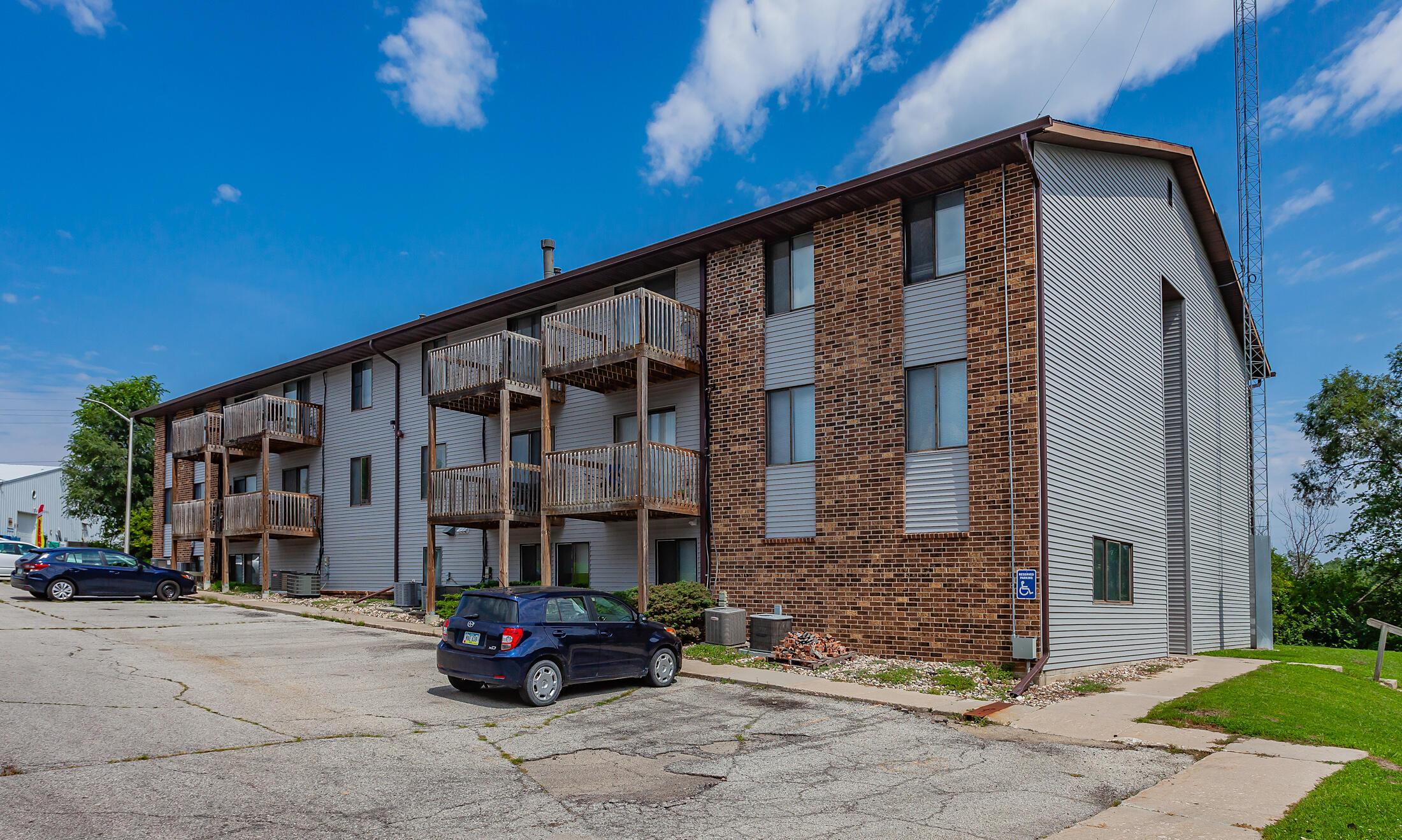 Ames, Iowa, 50010, United States, ,Residential,For Sale,1928373