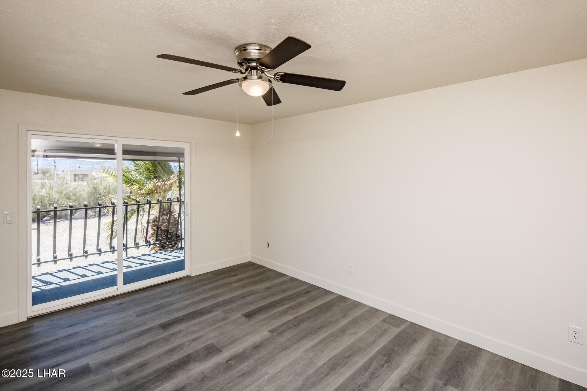 Lake Havasu City, Arizona, 86403, United States, 6 Bedrooms Bedrooms, ,2 BathroomsBathrooms,Residential,For Sale,1744753