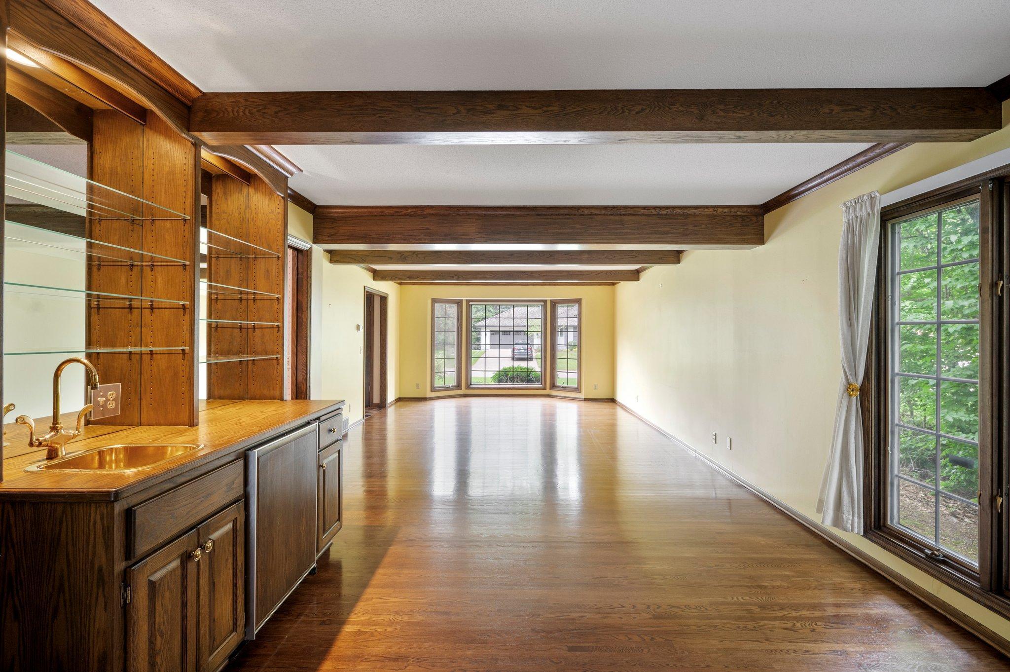Edina, Minnesota, 55439, United States, 4 Bedrooms Bedrooms, ,4 BathroomsBathrooms,Residential,For Sale,1913654