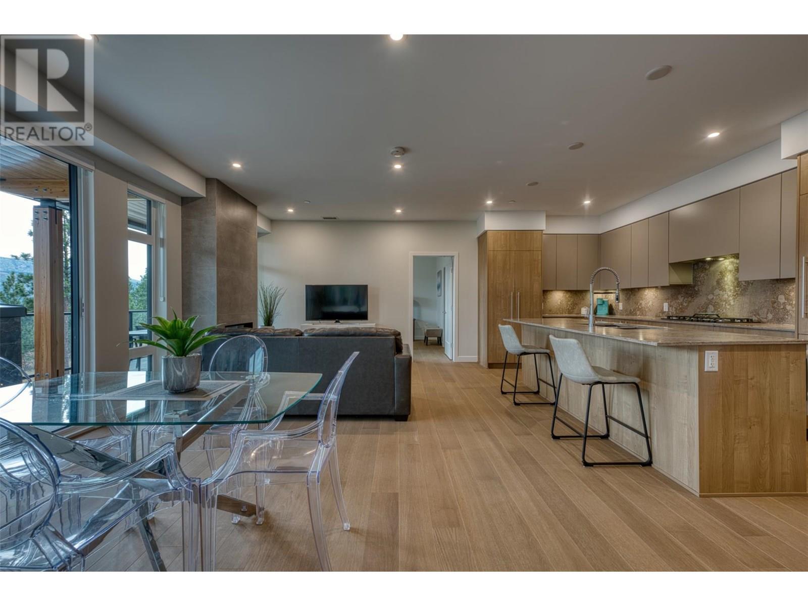 LAKE COUNTRY, British Columbia, V4V 0C4, CA, 2 Bedrooms Bedrooms, ,2 BathroomsBathrooms,Residential,For Sale,1896027
